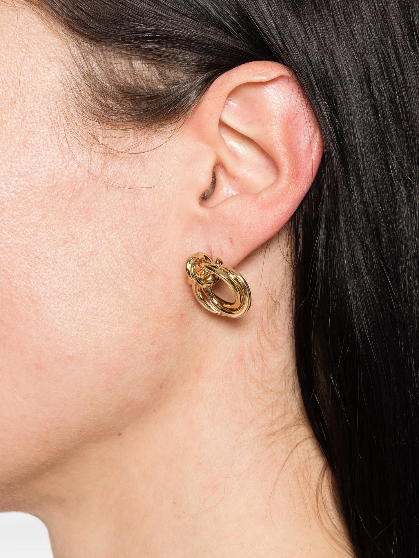 interlock circle earrings