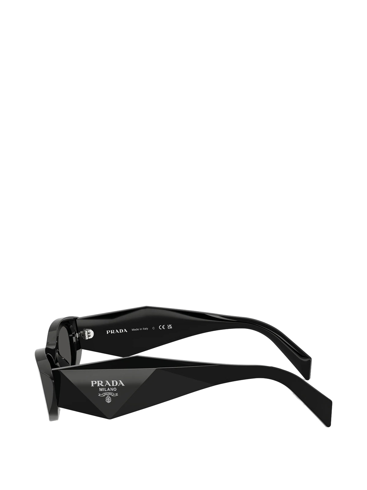 cat-eye sunglasses