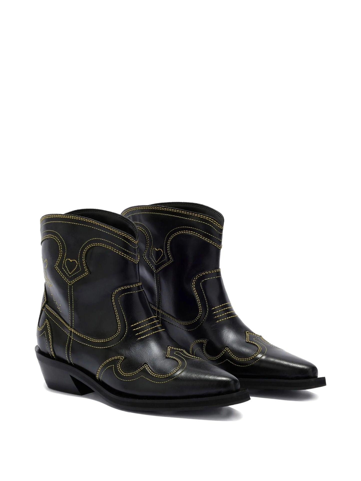 stitching pointed boots