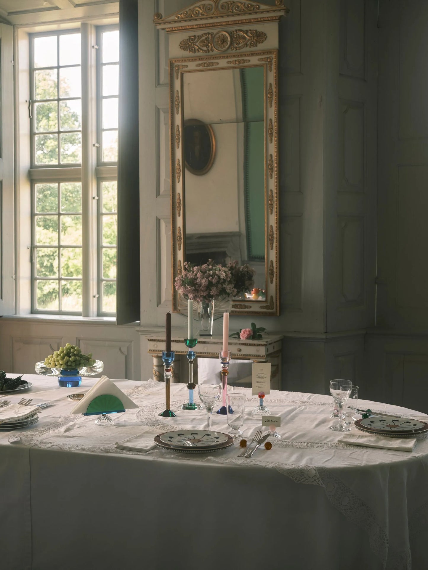 Helene candle holder