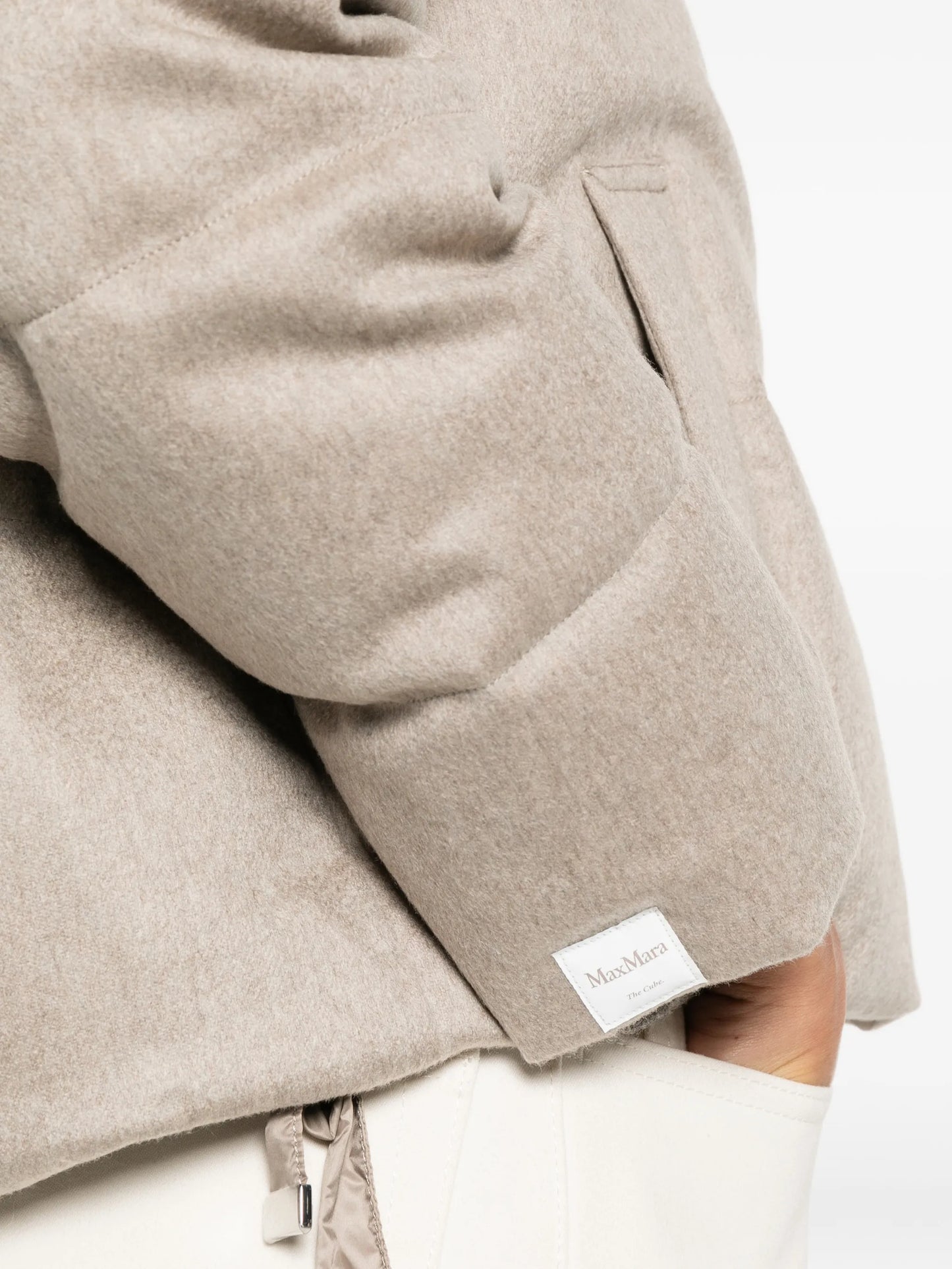 quilted-pattern padded jacket