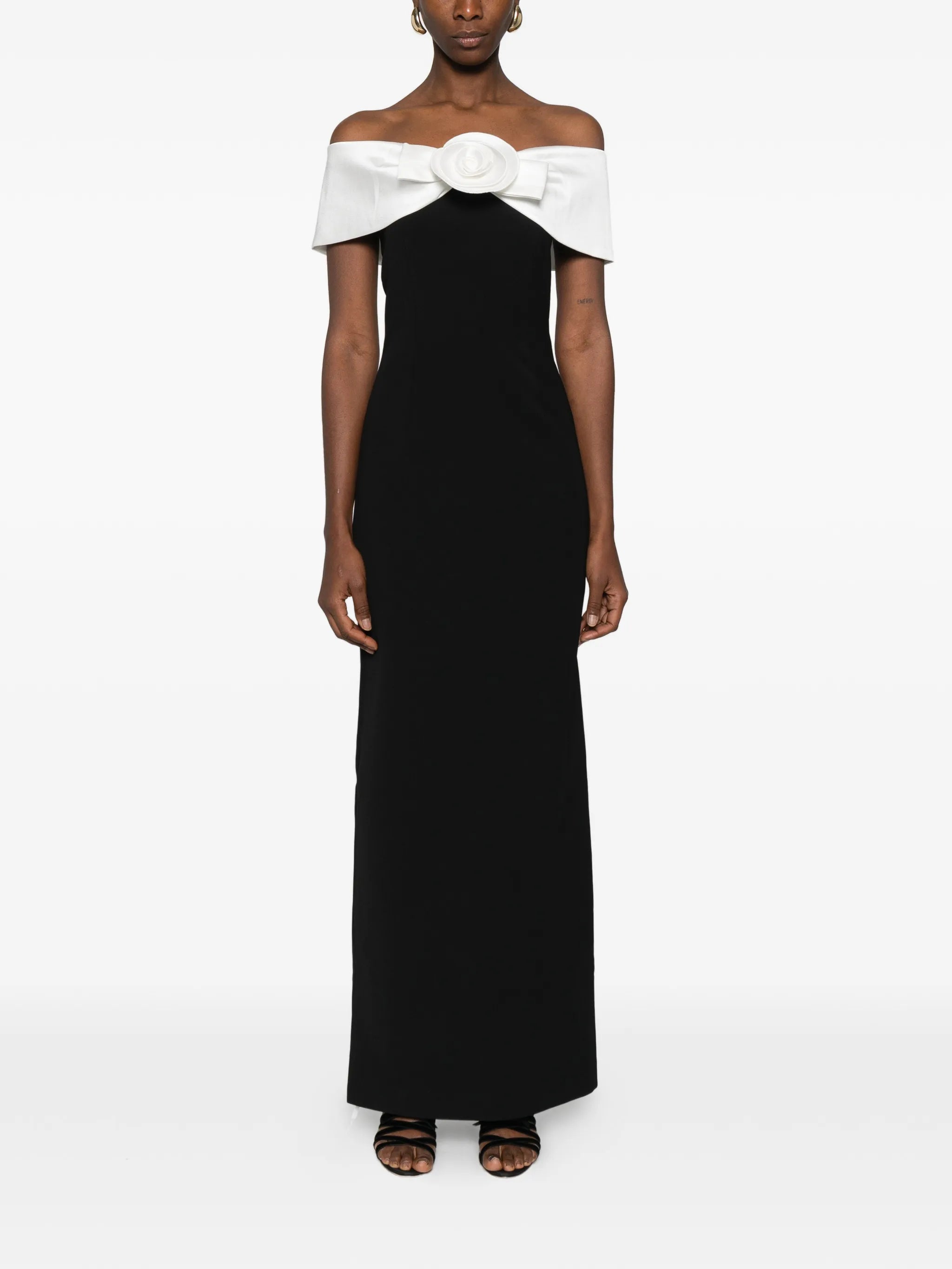 flower datail maxi dress