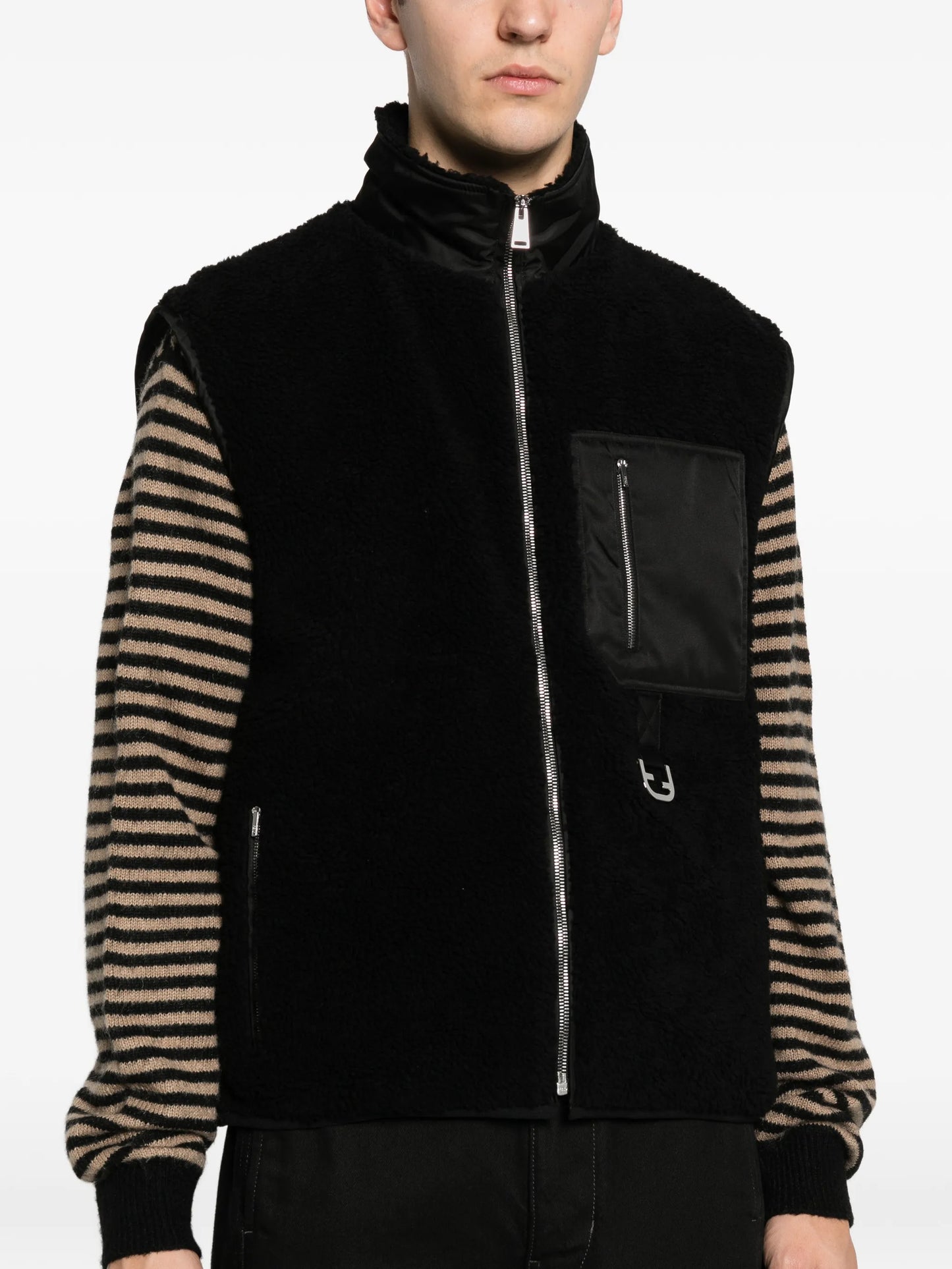 zip-up chest-pocket gilet