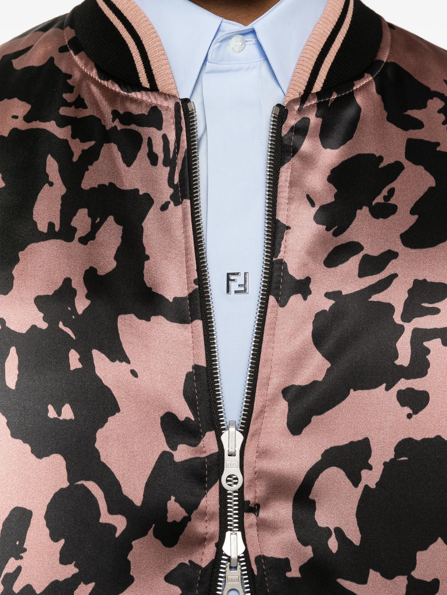 logo-appliqué shirt