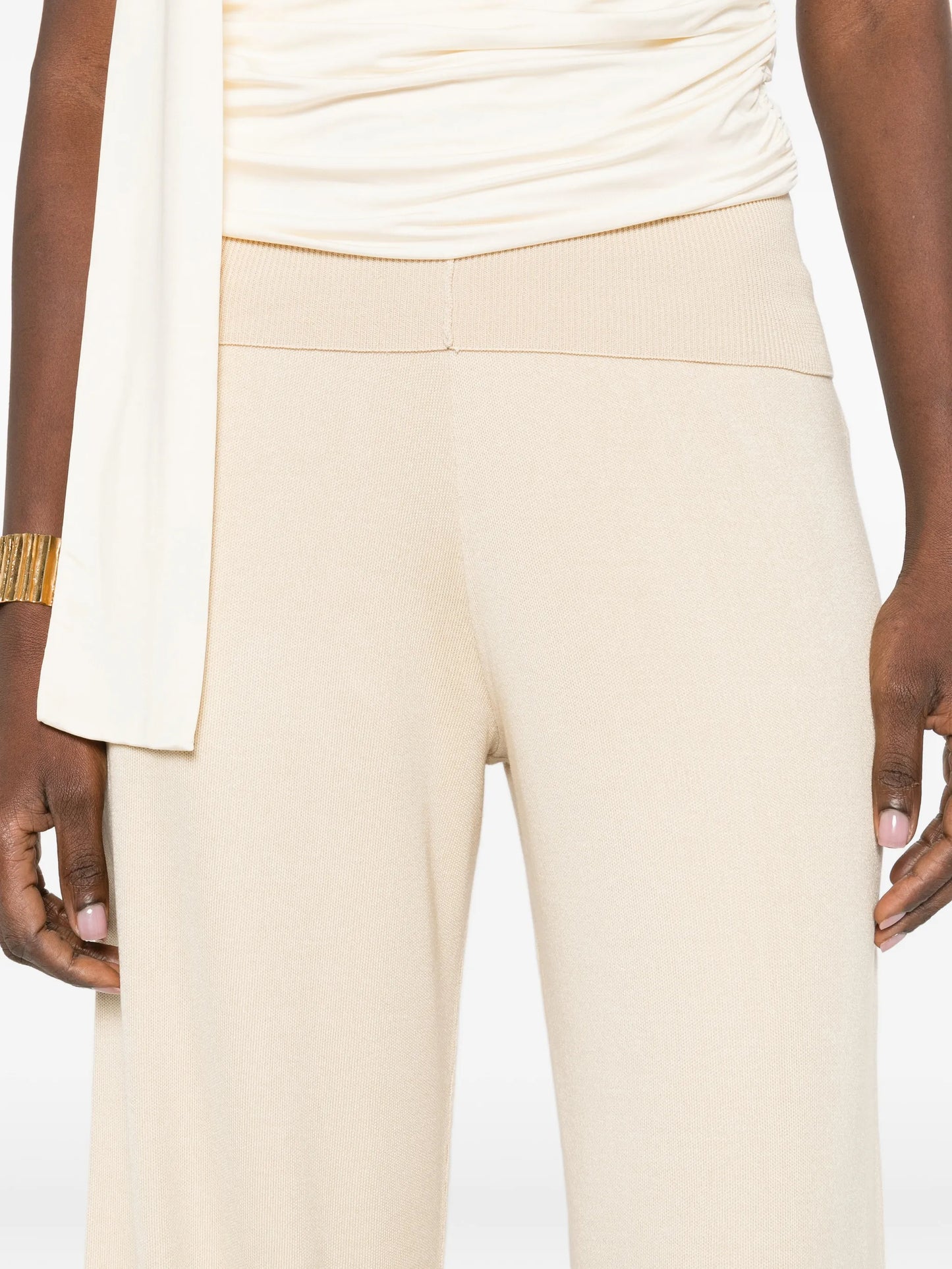 wide-leg trousers