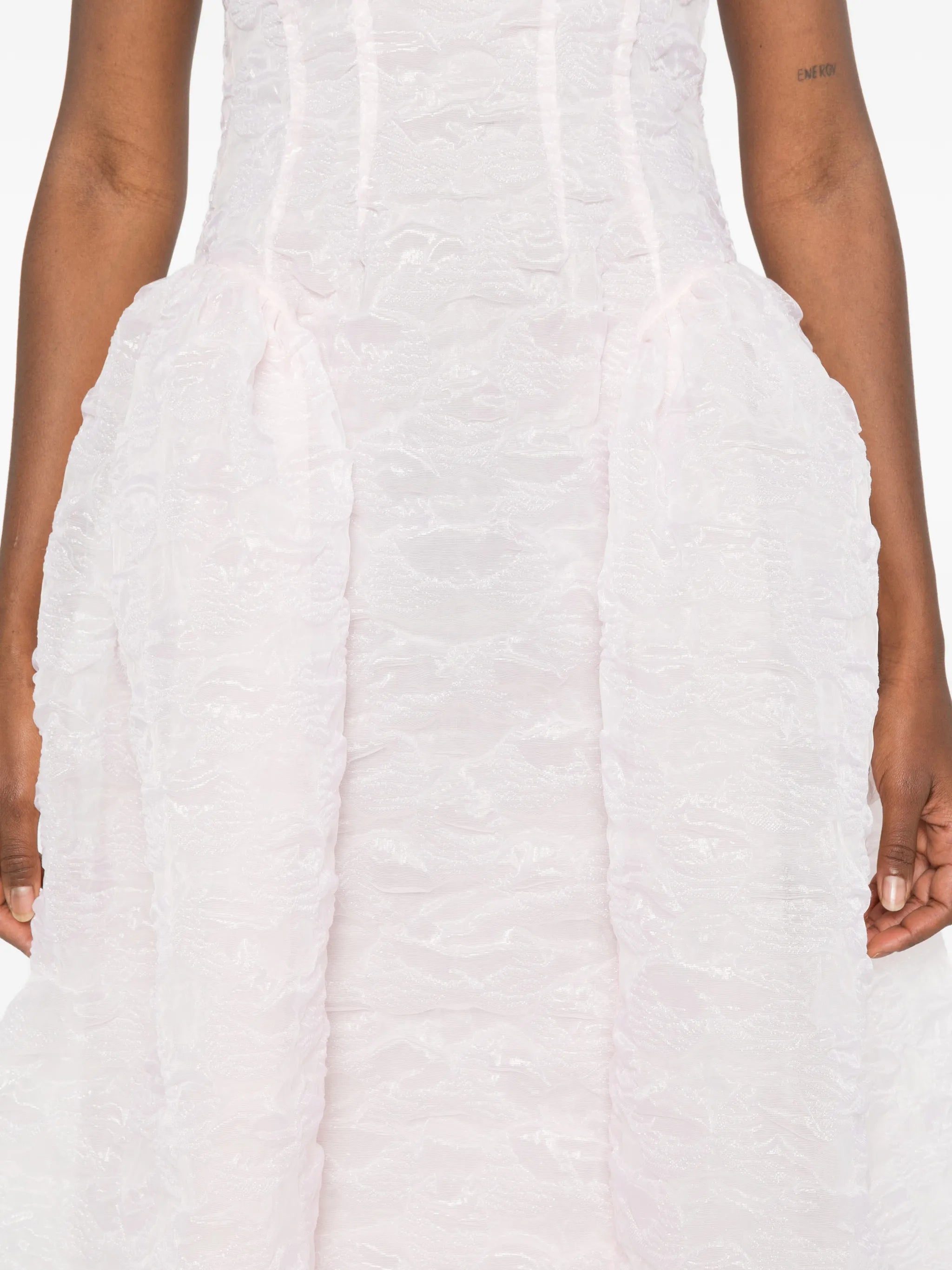puff-sleeve seam-detail midi  dress