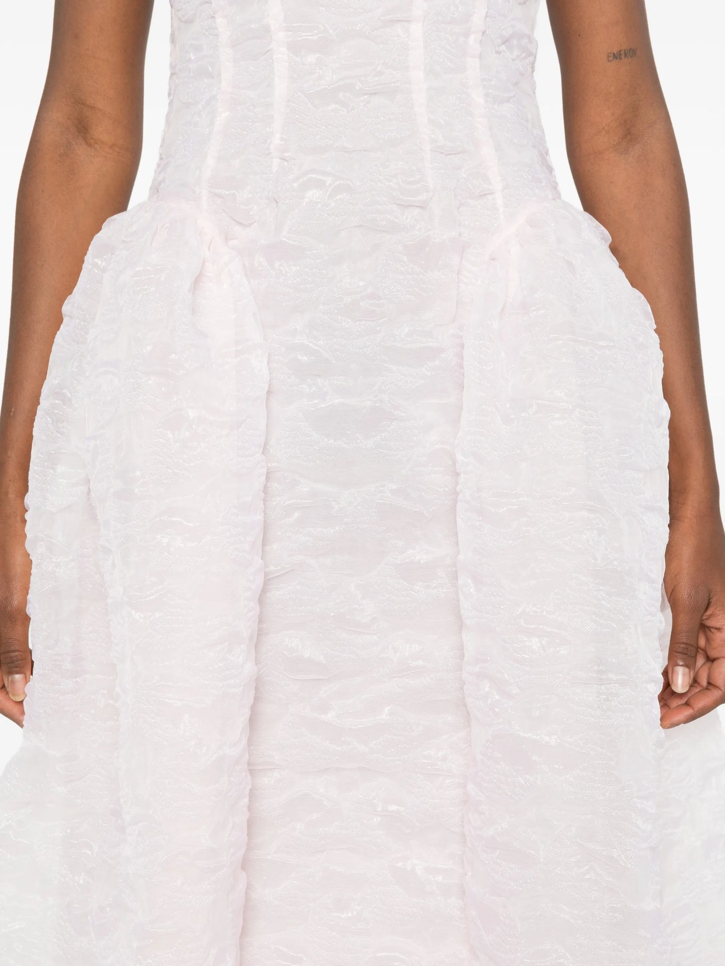 puff-sleeve seam-detail midi  dress