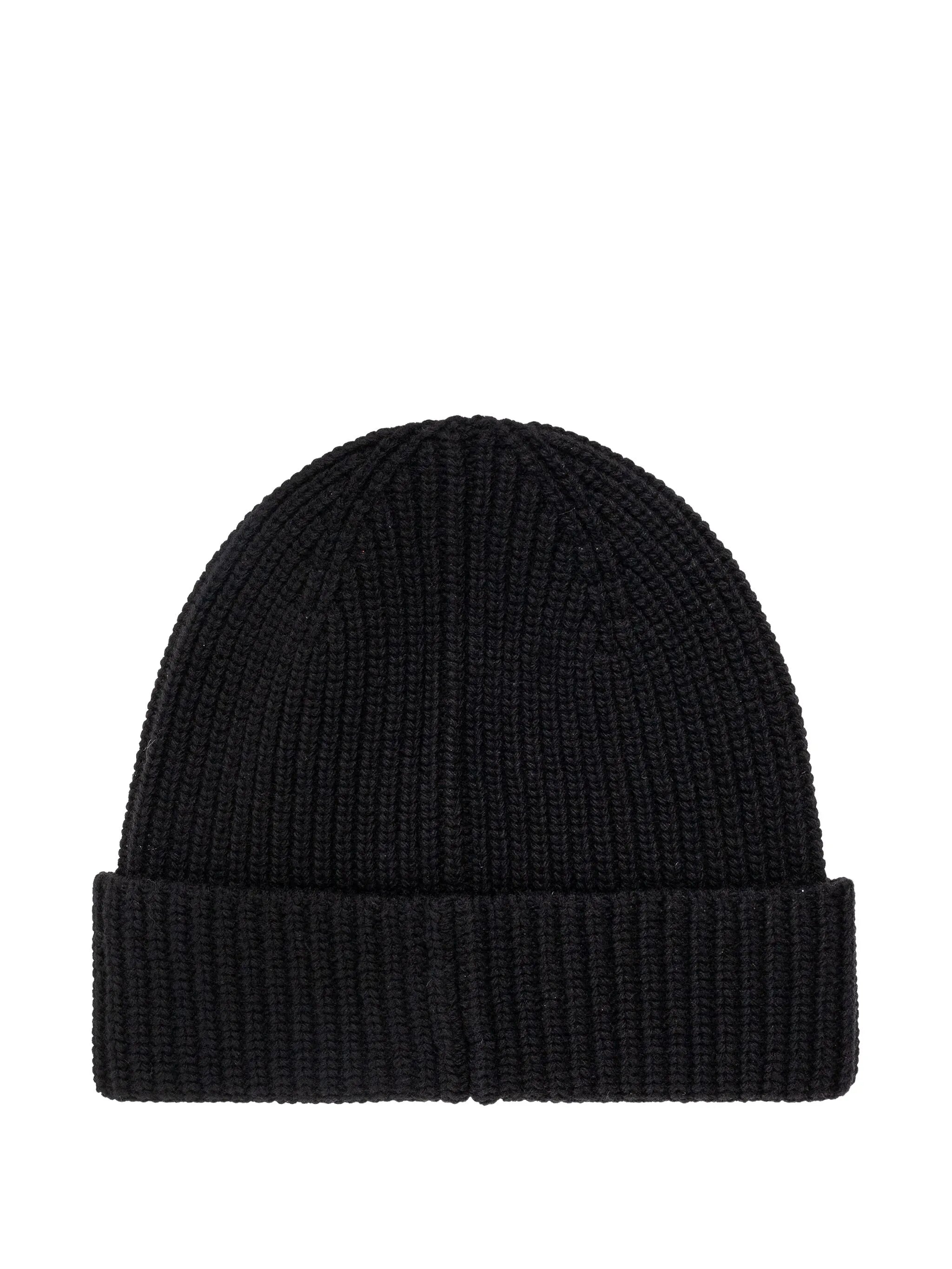 logo-patch beanie