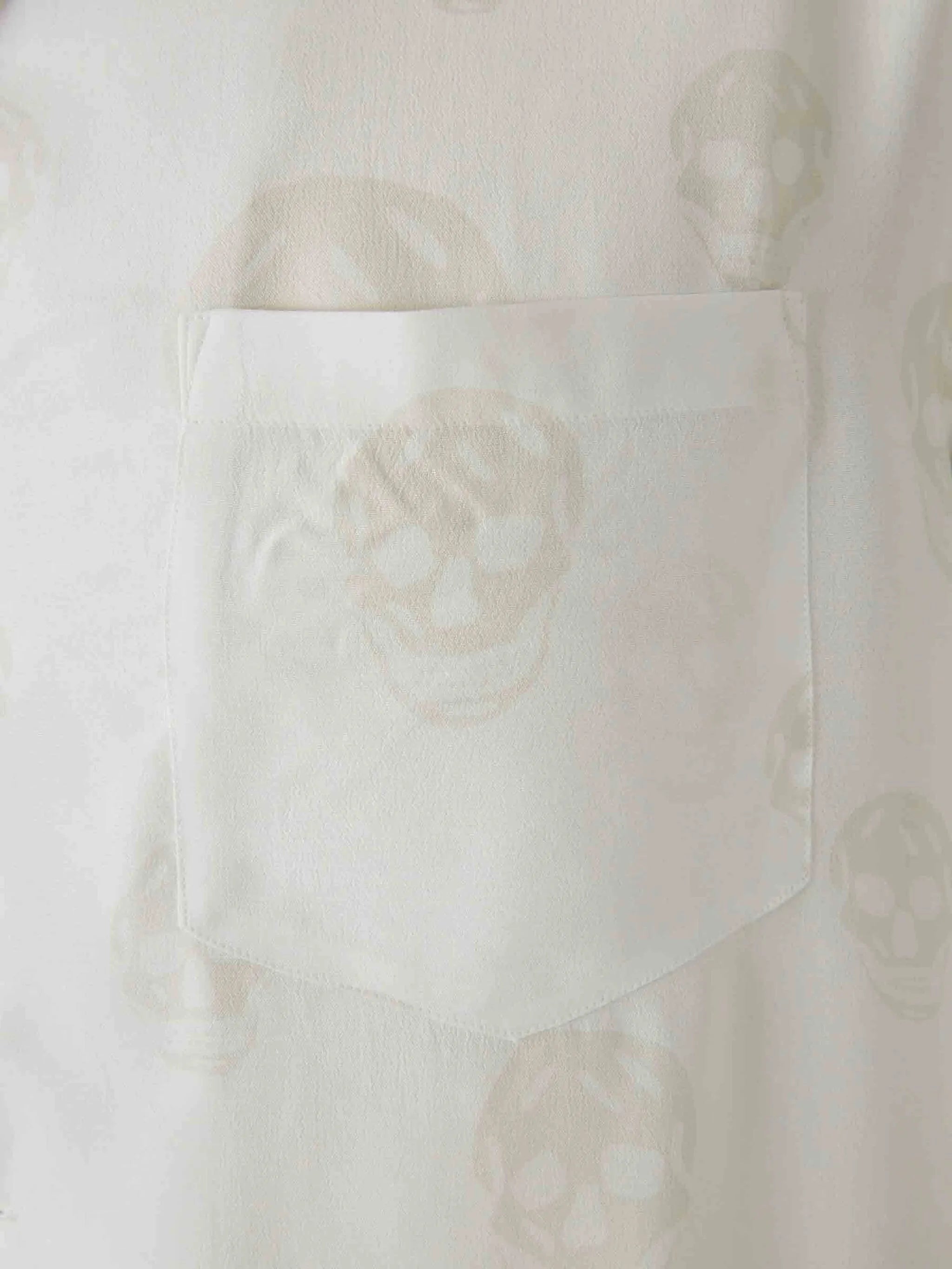 skull-print shirt
