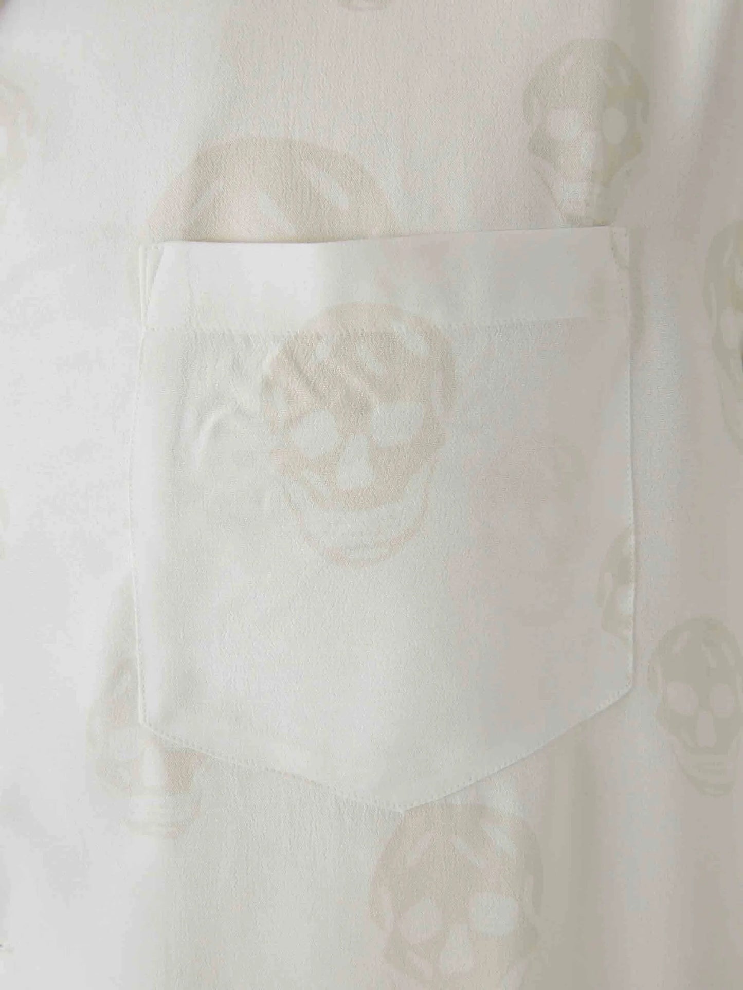skull-print shirt