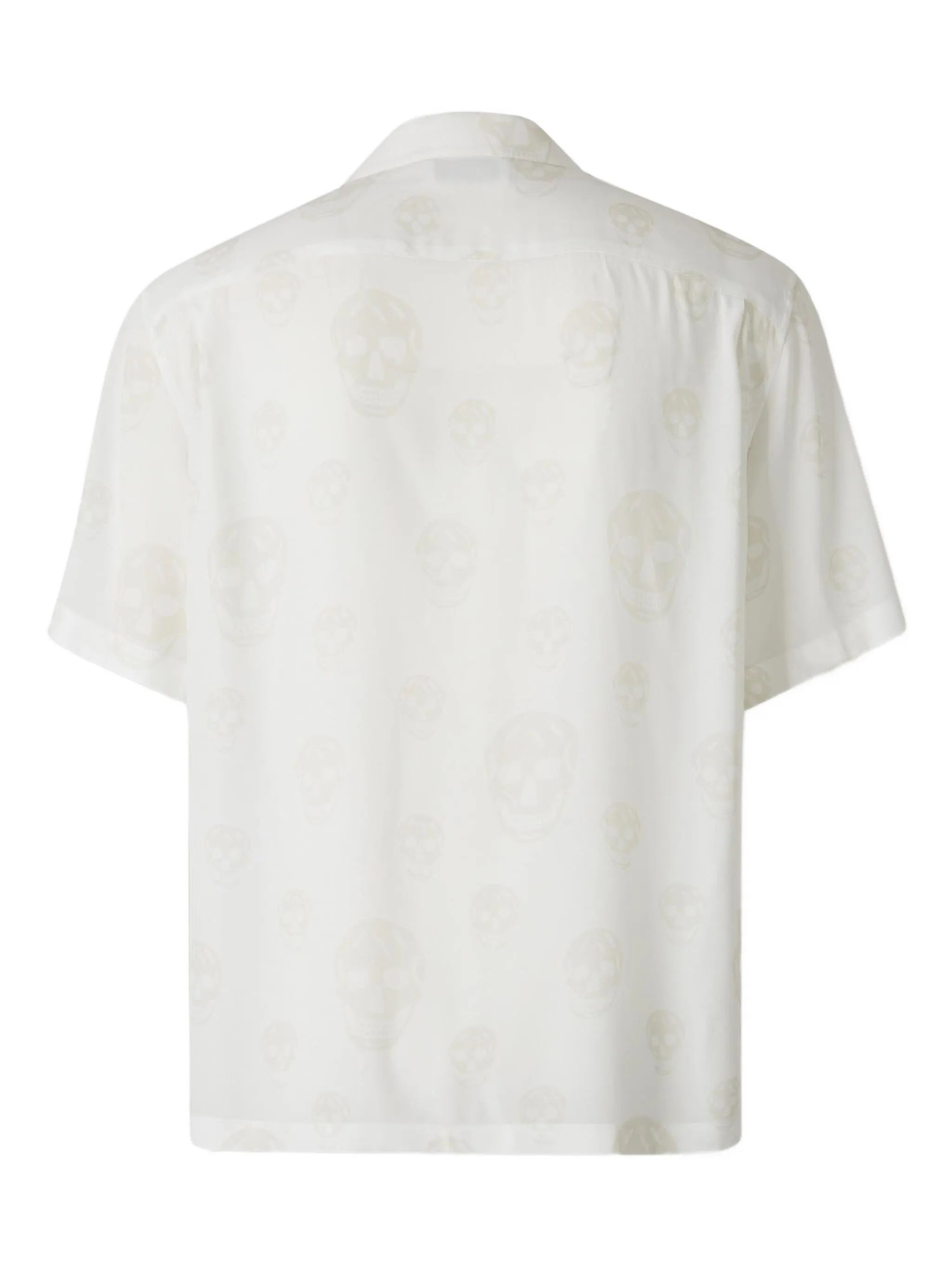 skull-print shirt