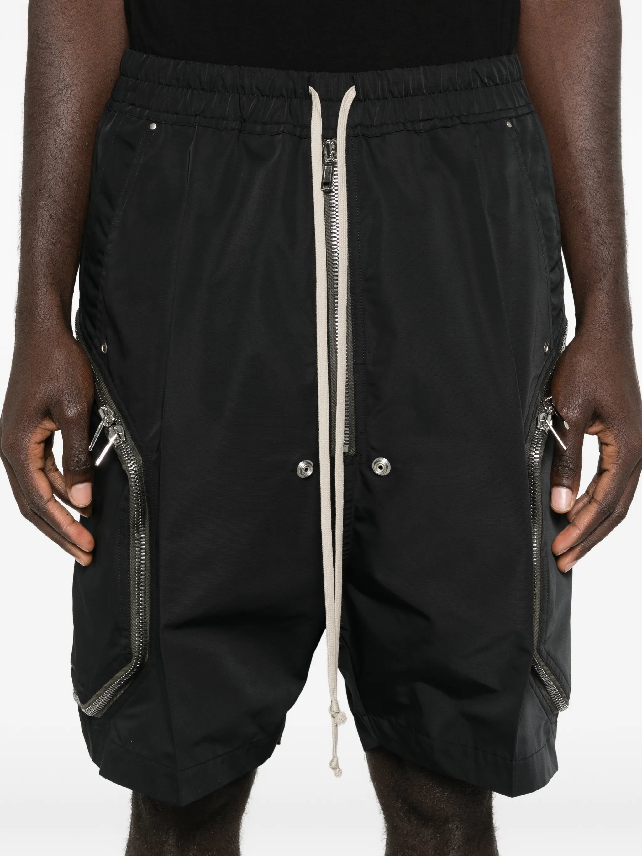 zipped cargo shorts