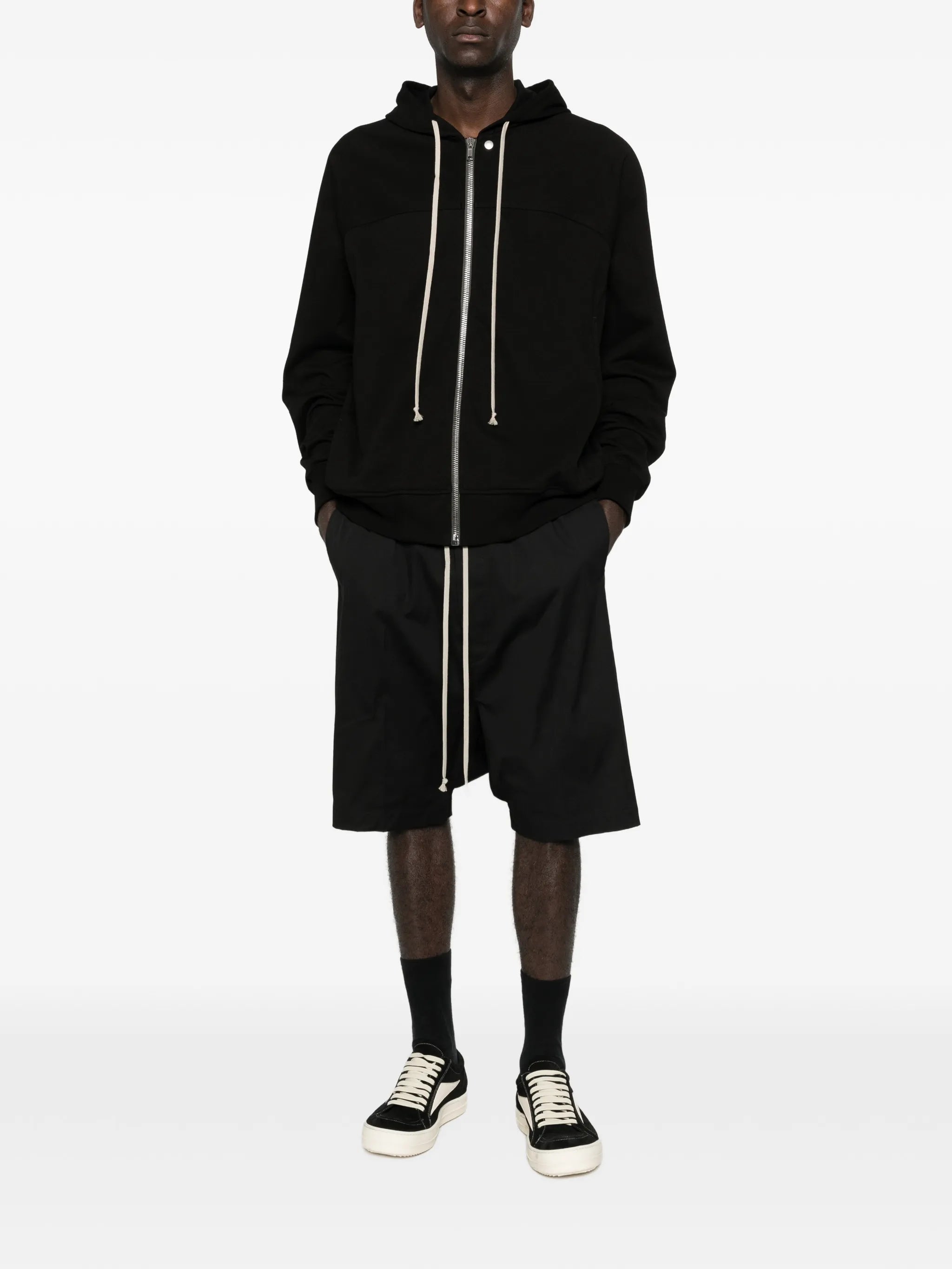 Pods shorts in heavy poplin