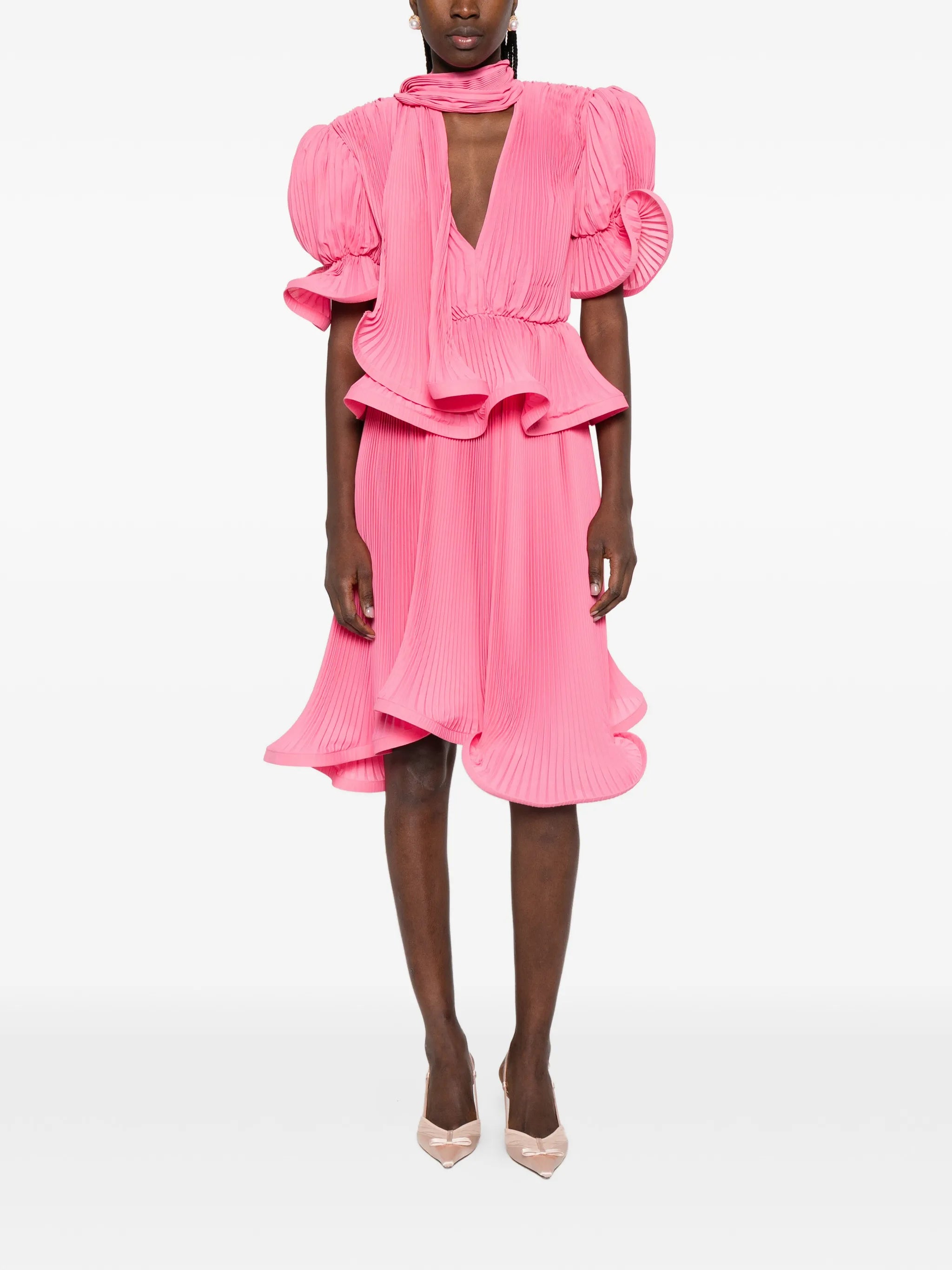 pleated puffy blouse