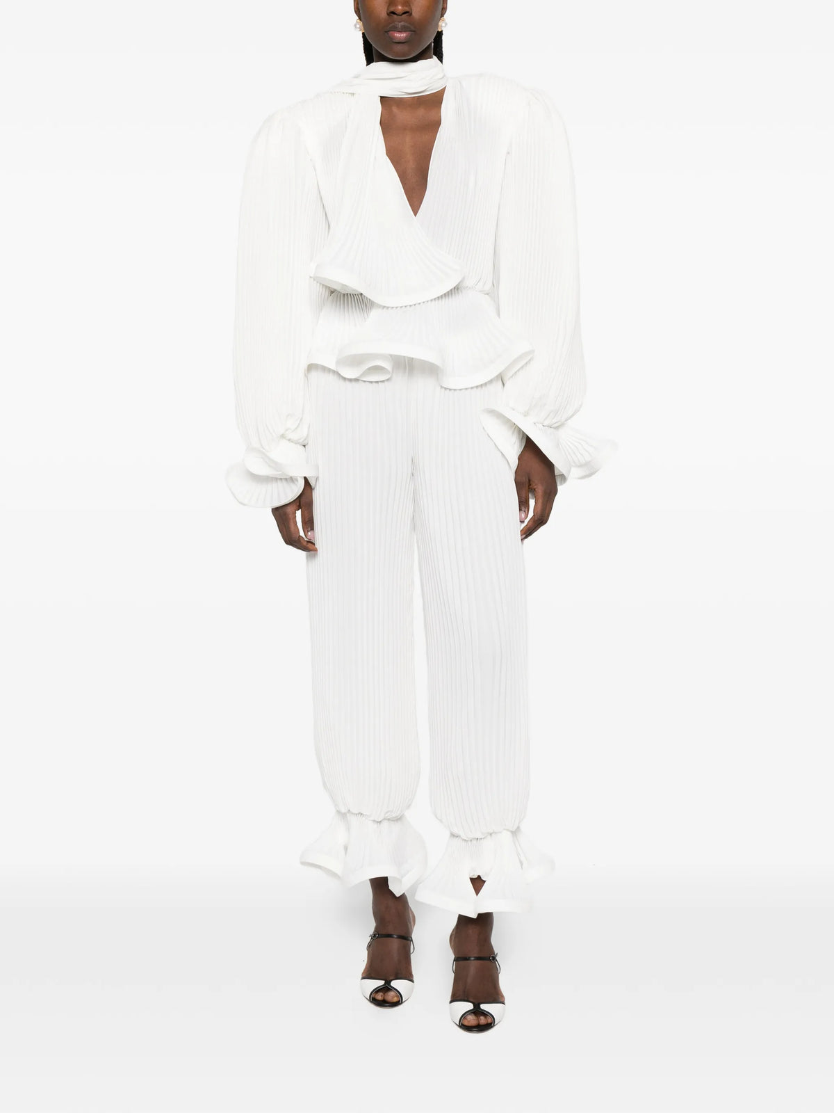 pleated balloon pants