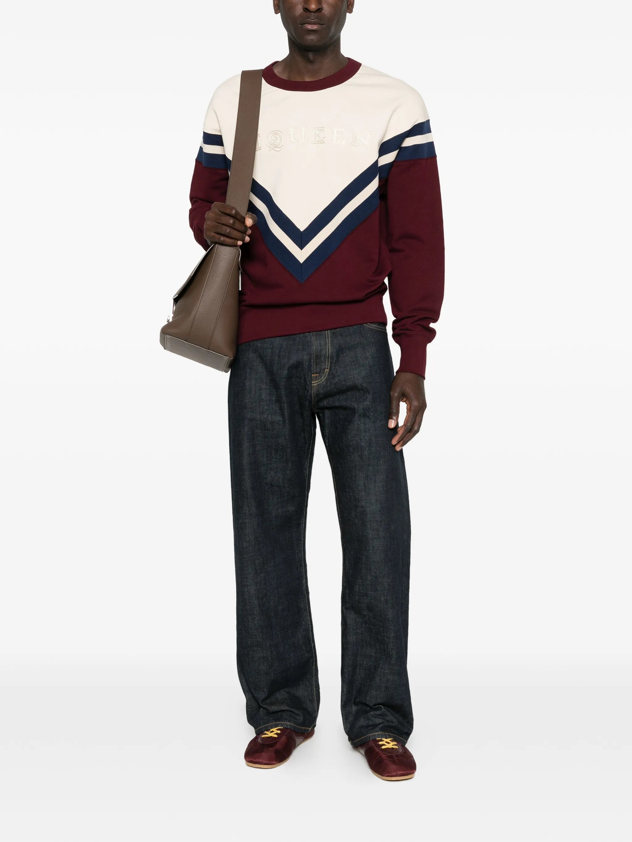 v-print logo sweatshirt