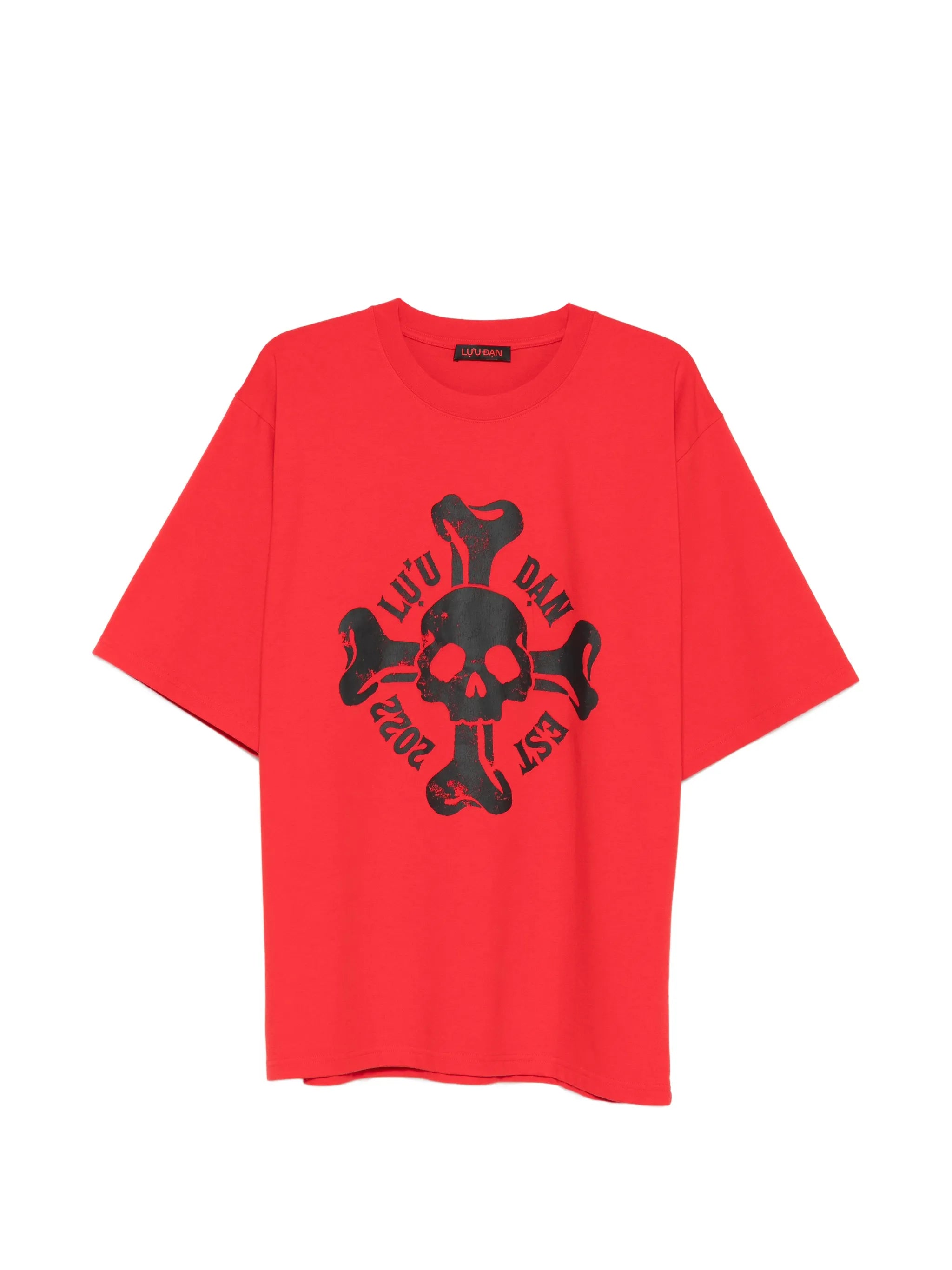 skull-print T-shirt