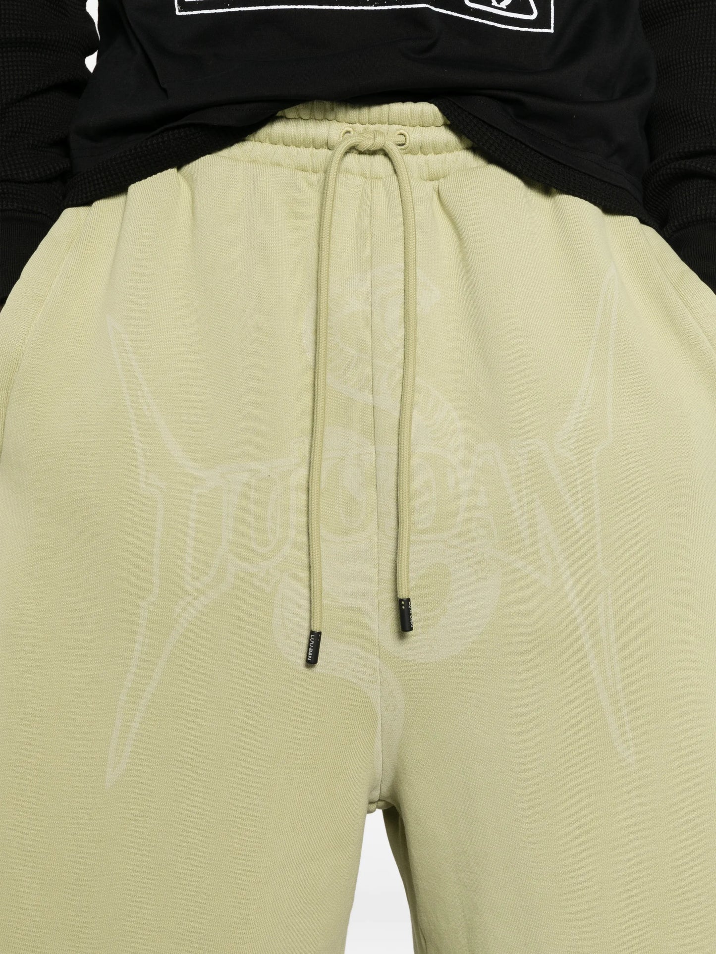 graphic raw-hem shorts