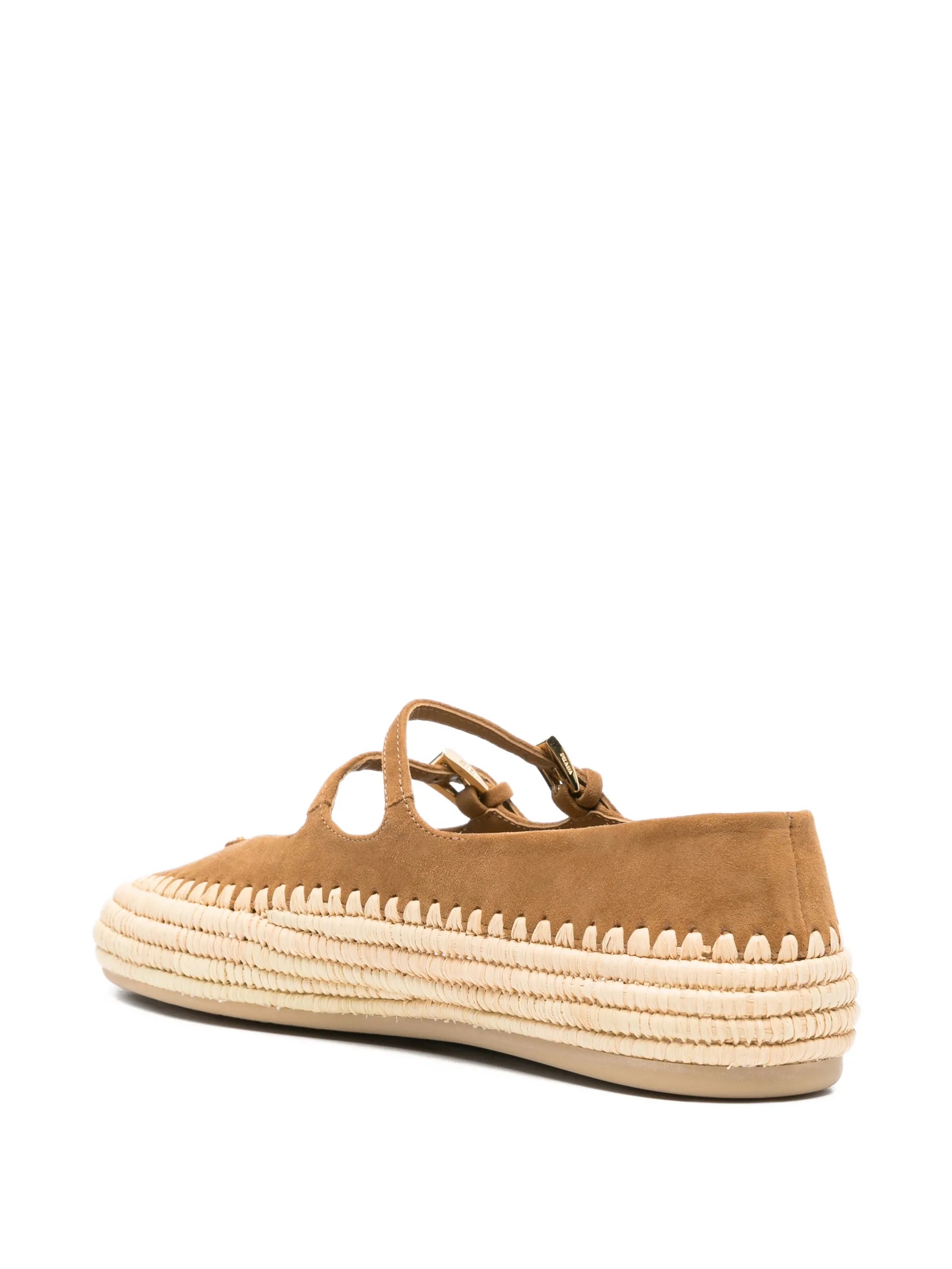 logo-detail espadrilles