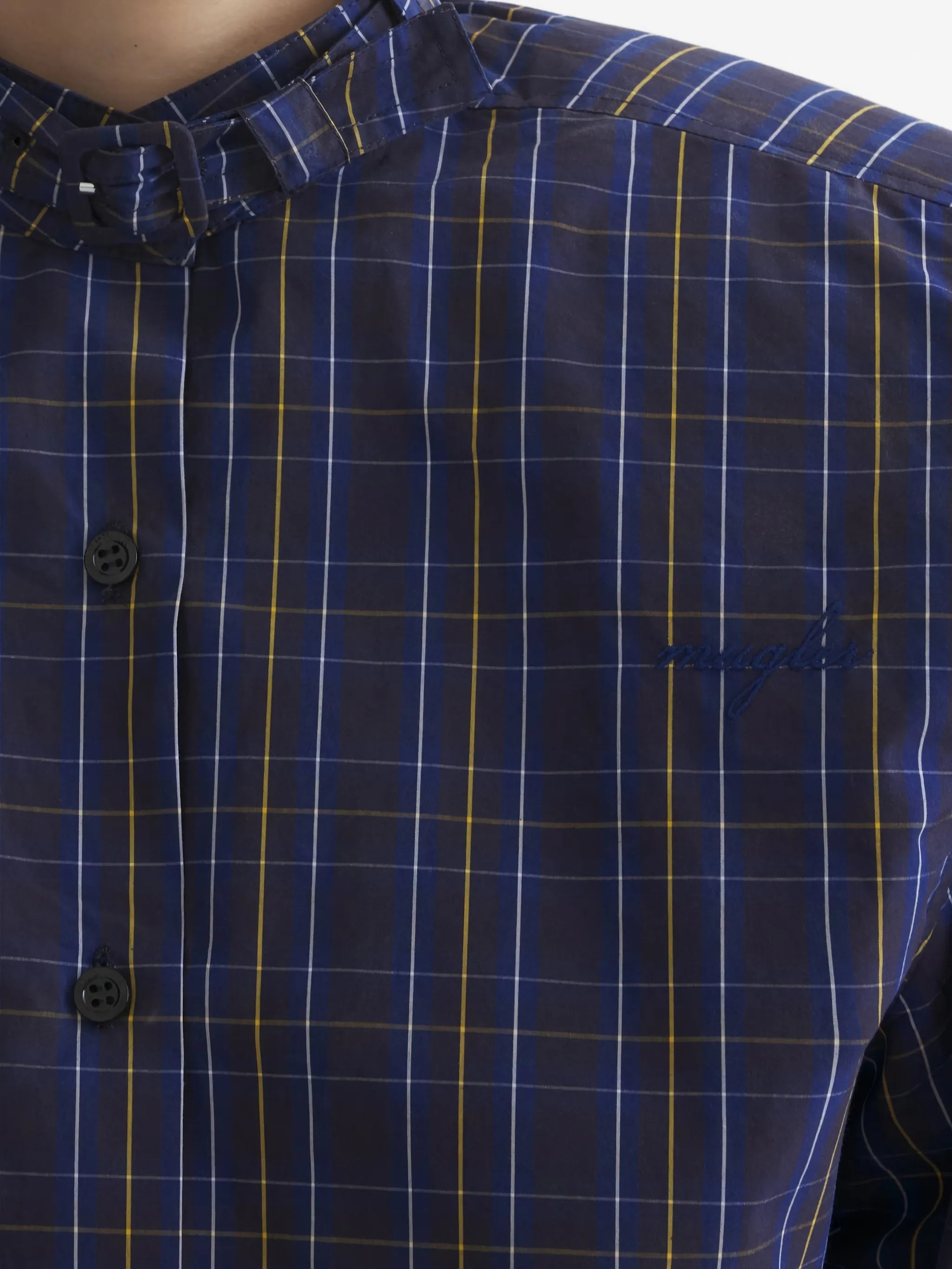 padded shoulders shirt