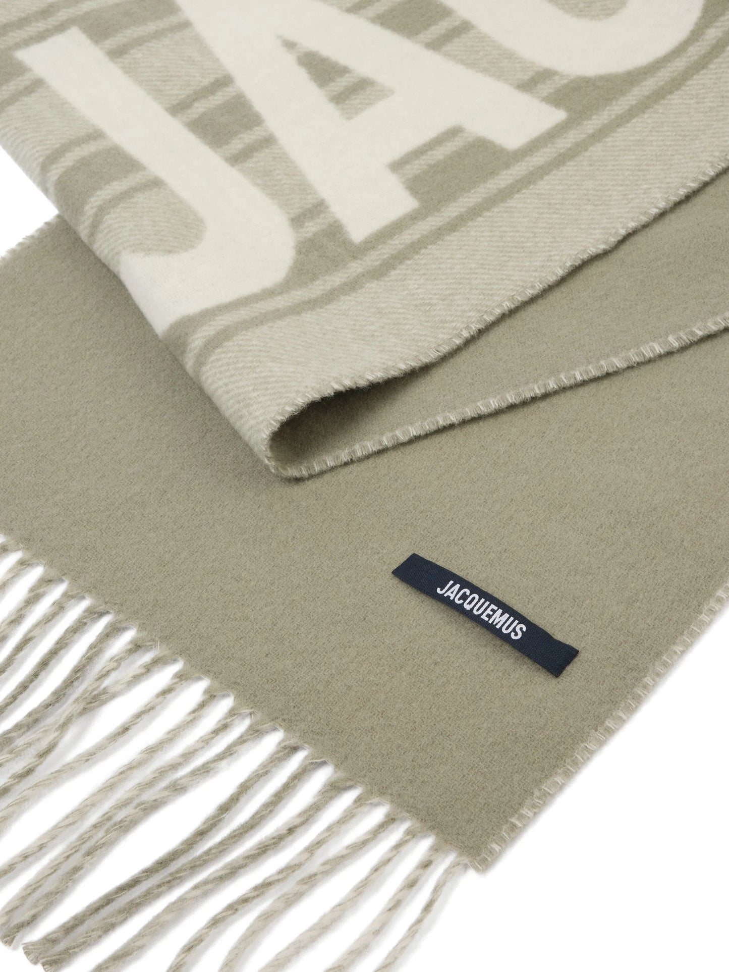 The Jacquemus scarf
