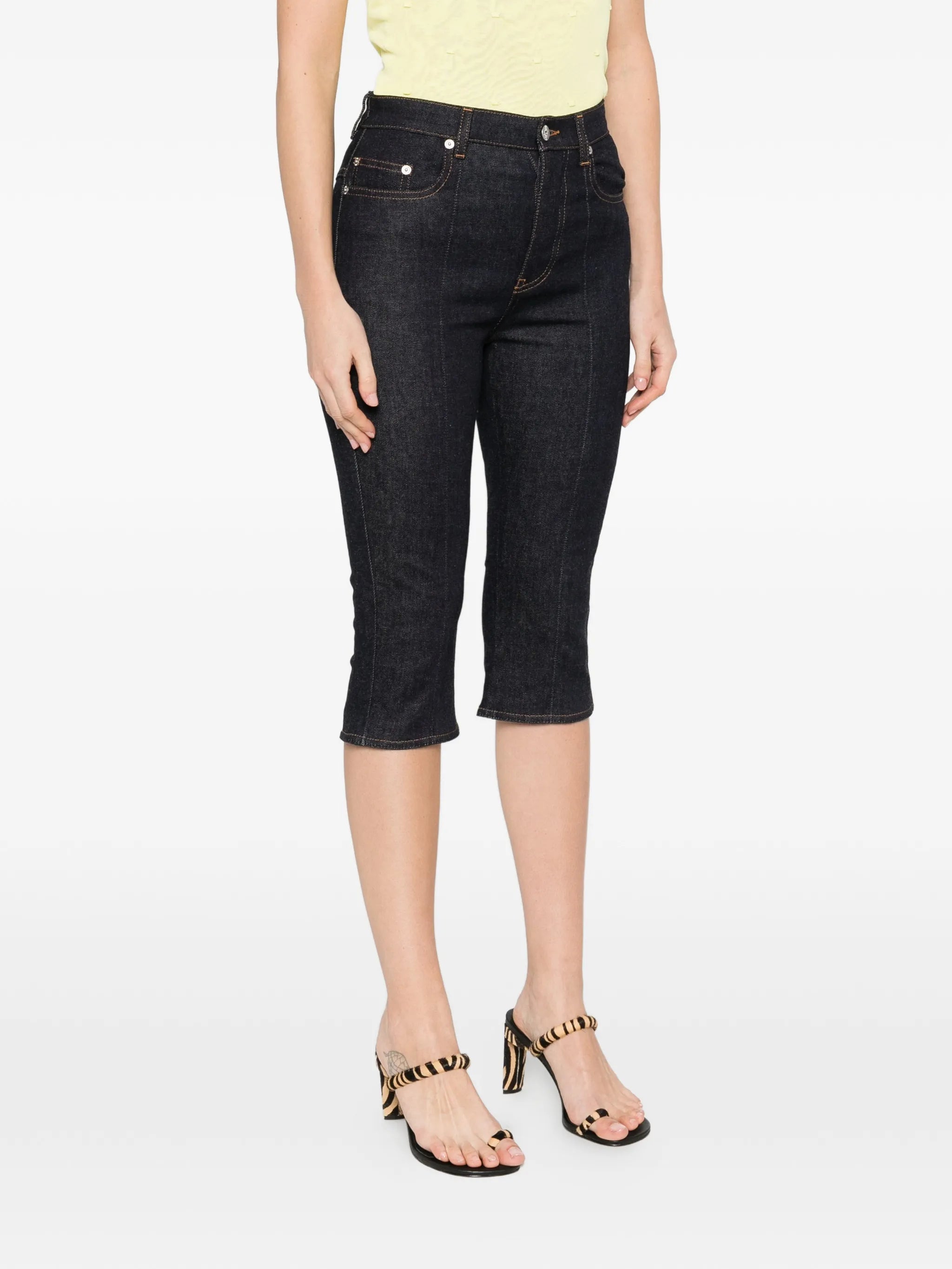 The De-Nimes five-pocket denim capris