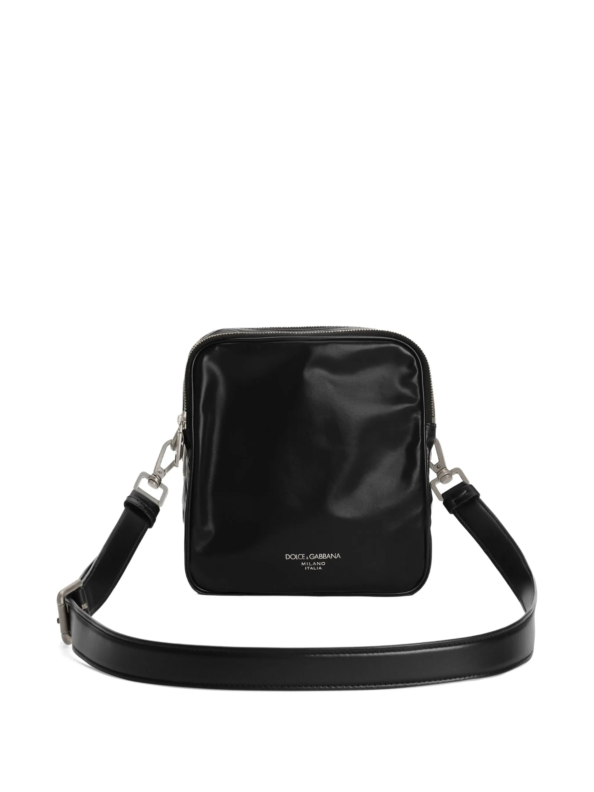 zip-pocket shoulder bag