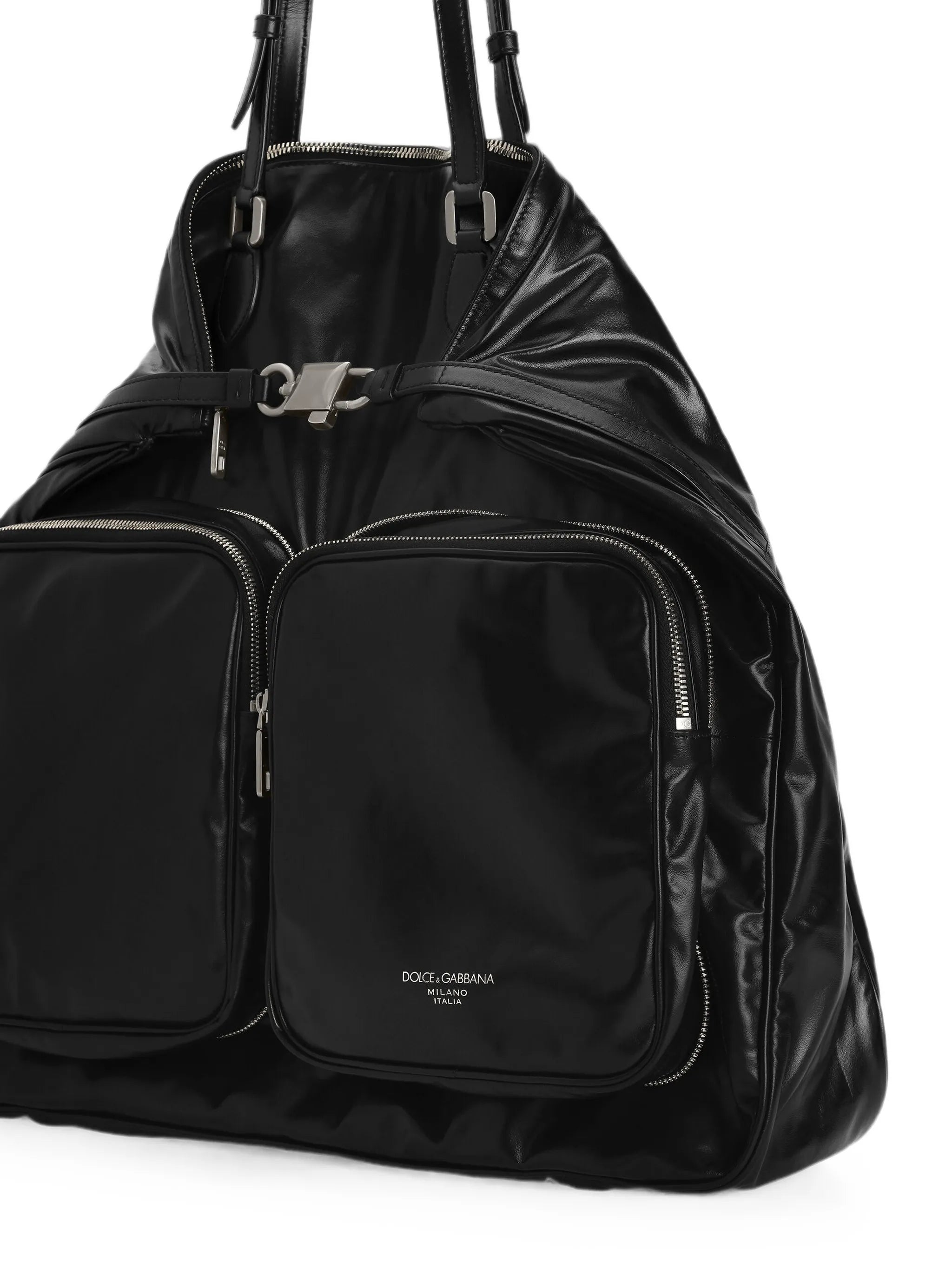 zip-pocket shoulder bag