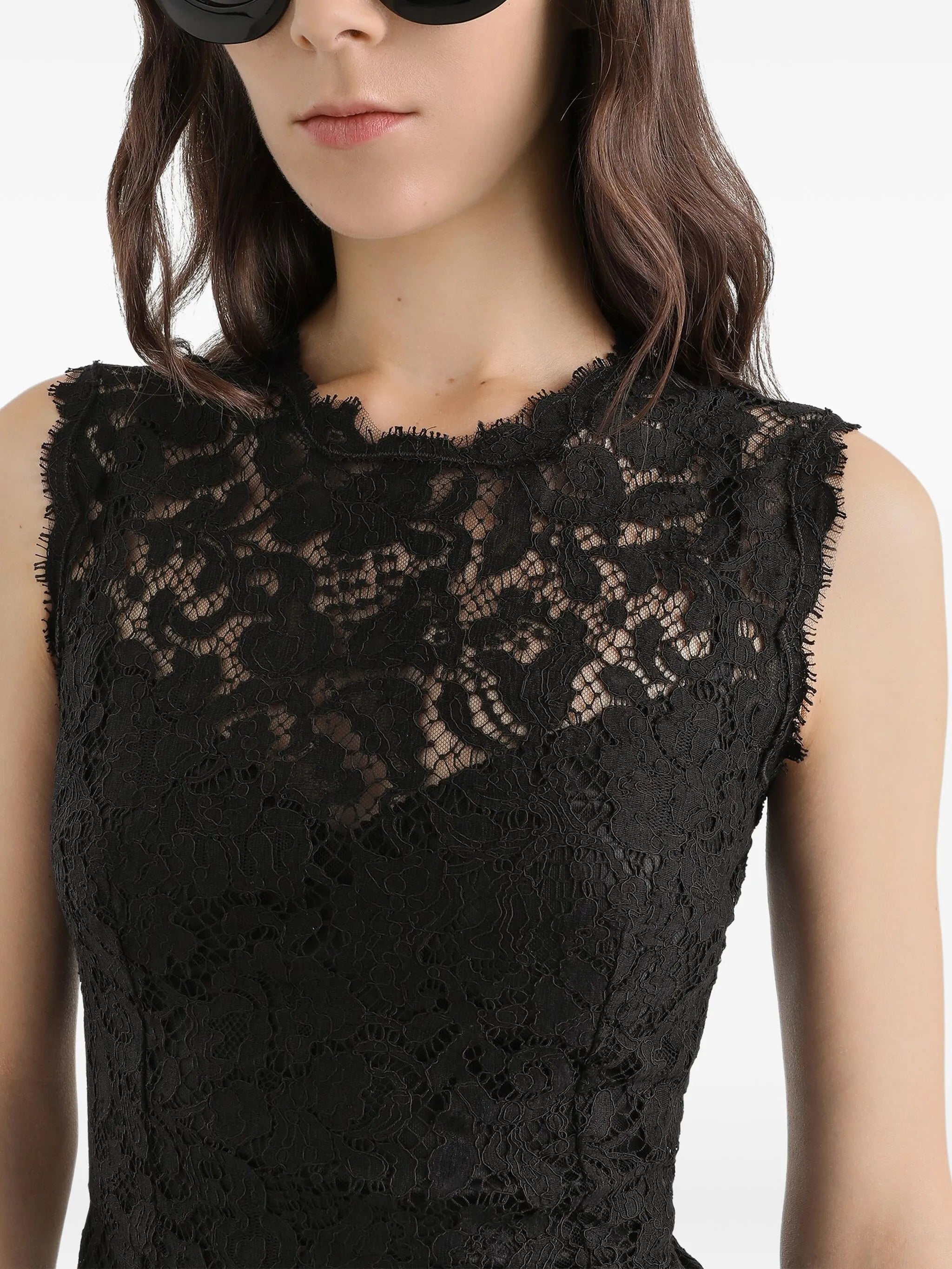 lace sleeveless midi dress