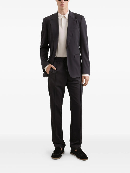 single-breasted blazer