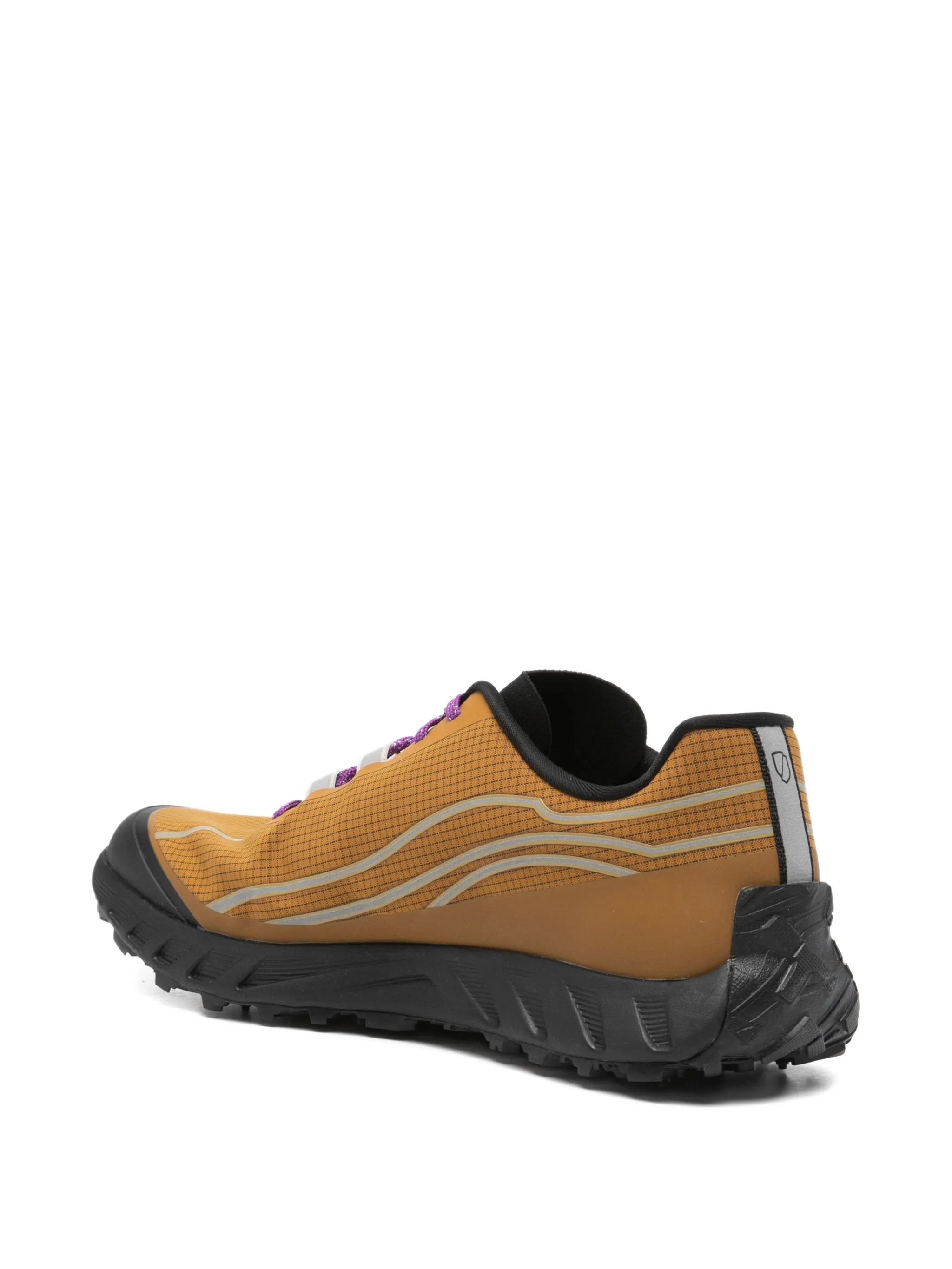 002 sneakers