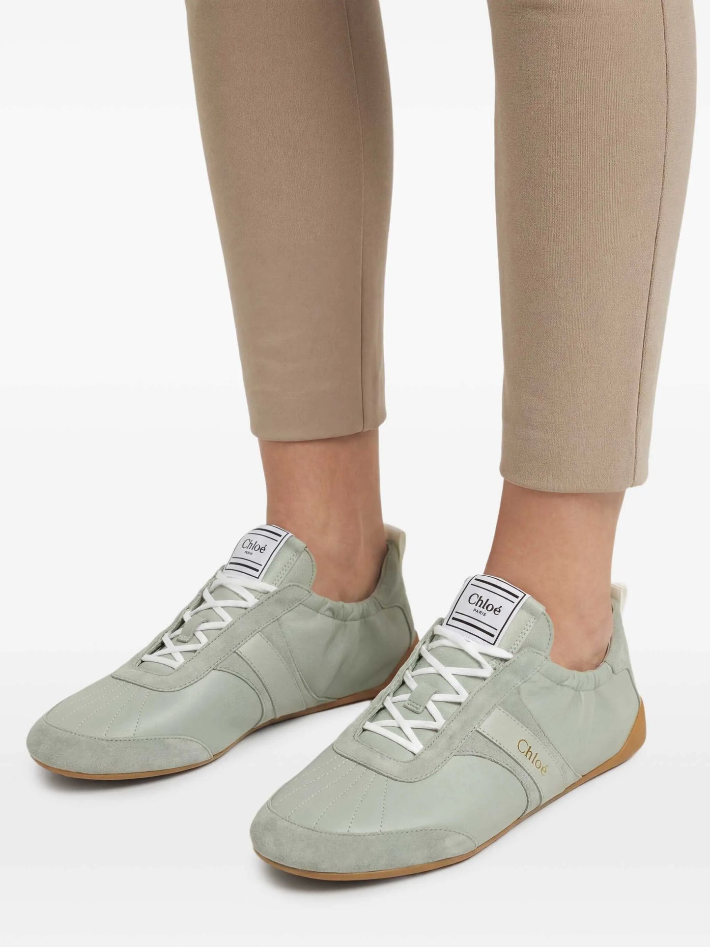 Kick sneakers