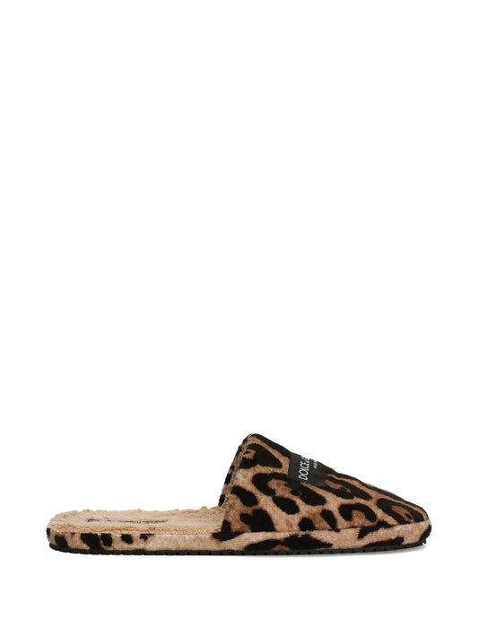 leo-print hotel terry slippers