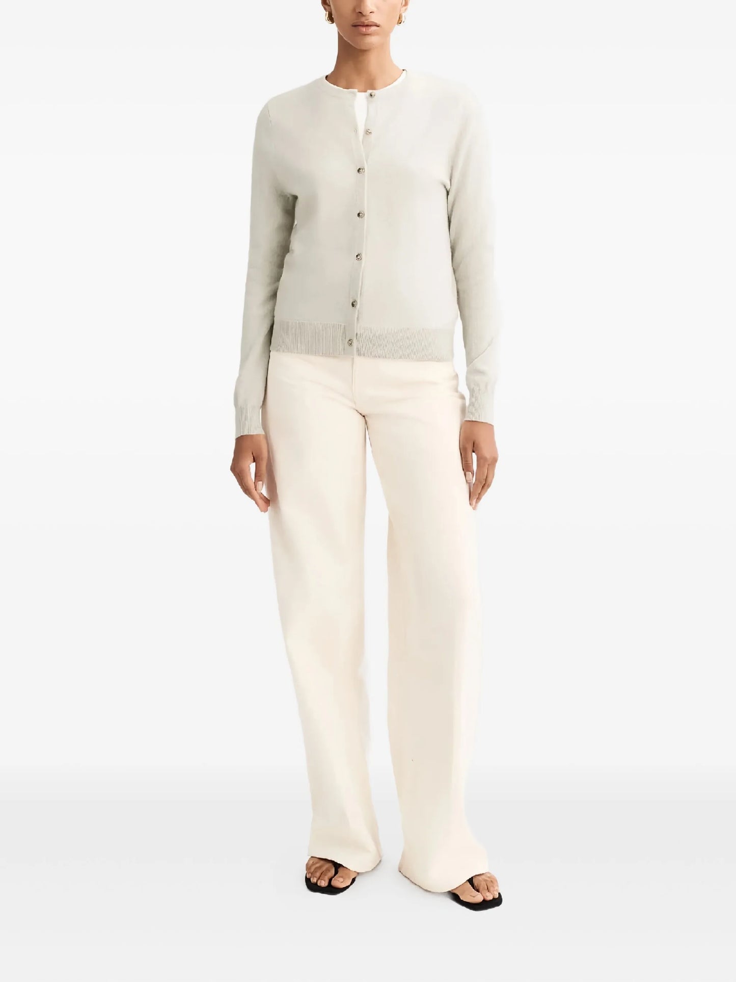 buttoned round-neck cardigan