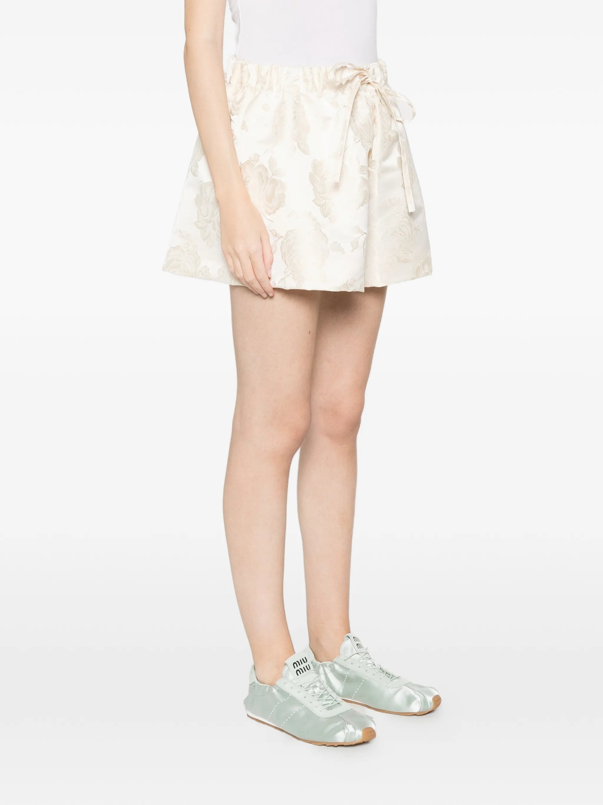 elasticated rose shorts