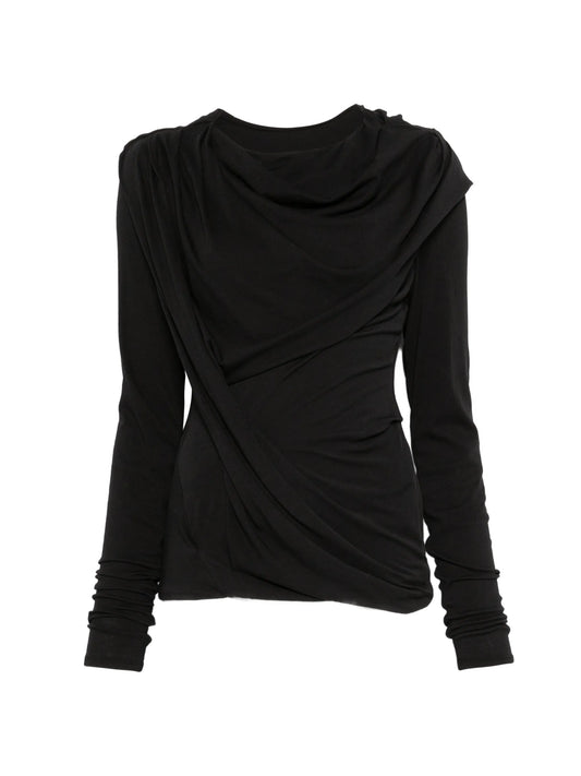 long-sleeved T-shirt