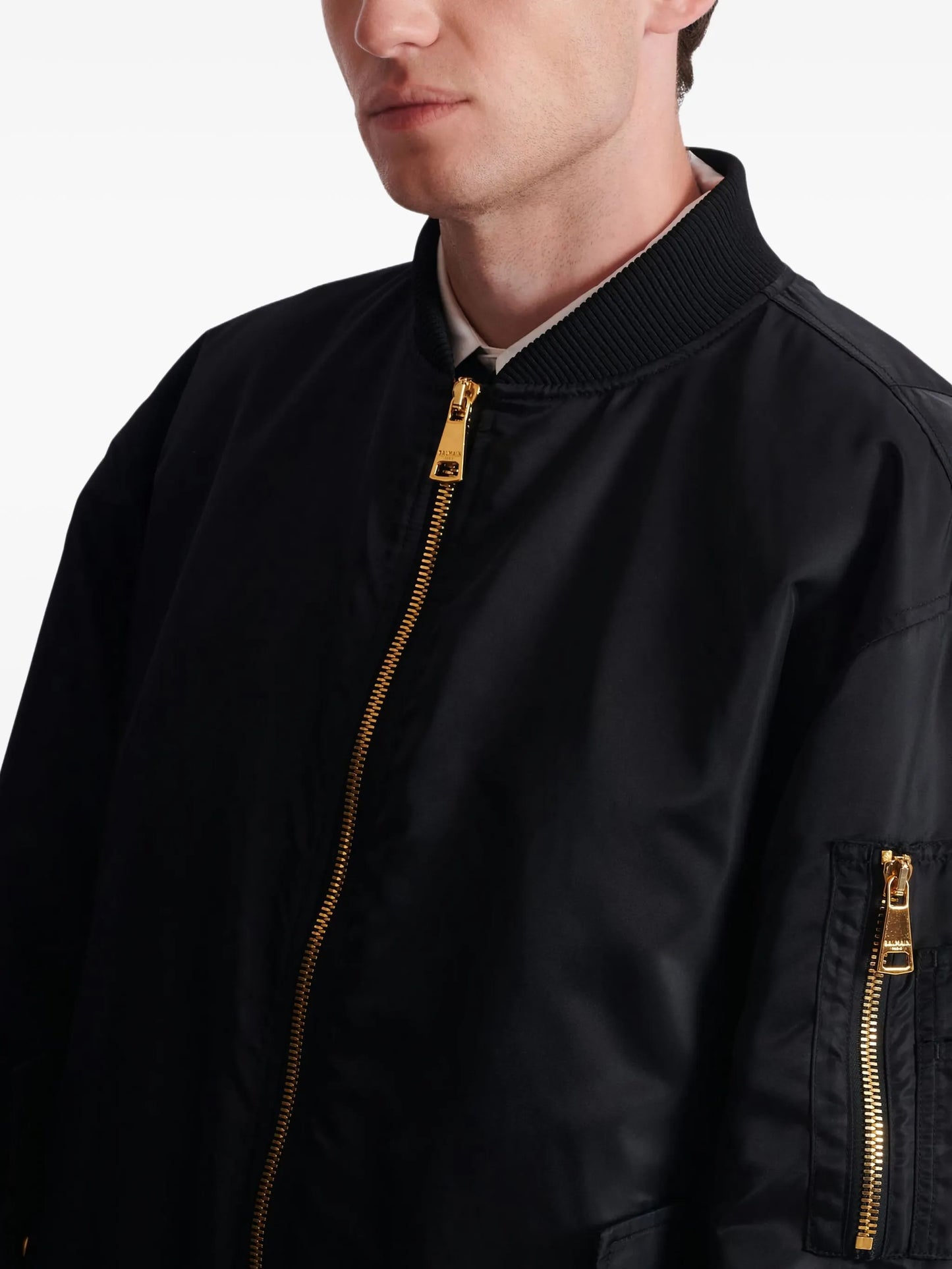 flap-pockets bomber jacket