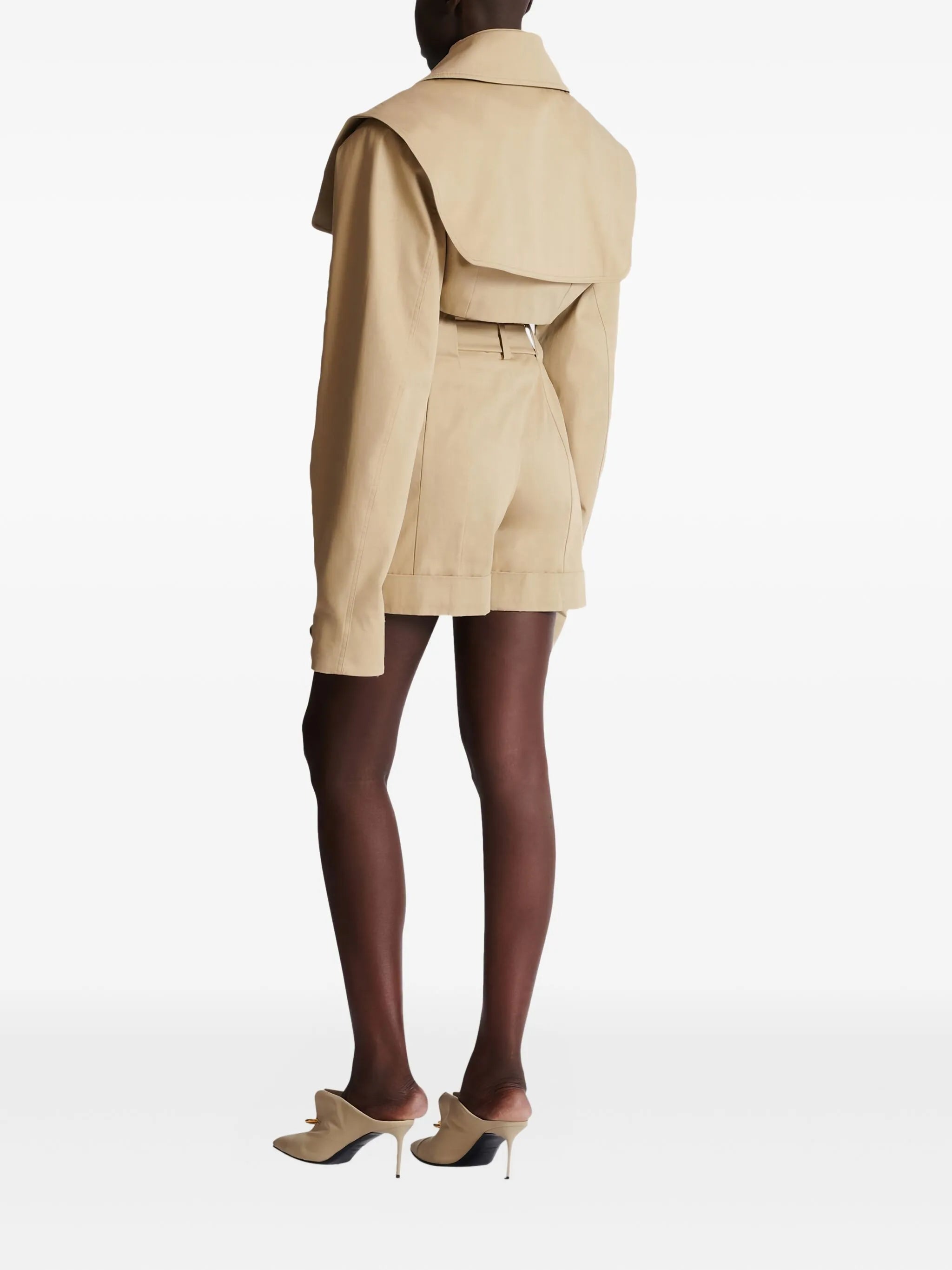 belted-waist shorts