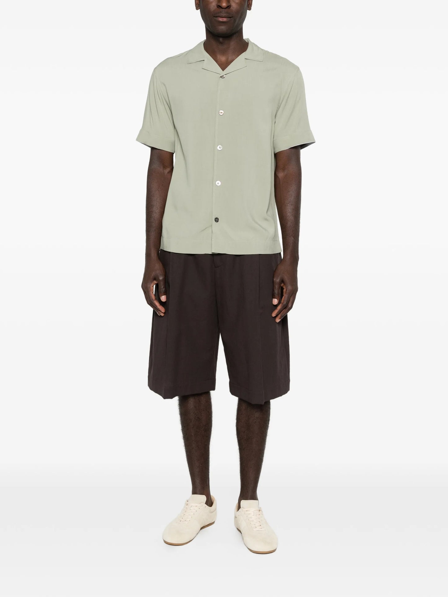 buttoned short-sleeve shirt