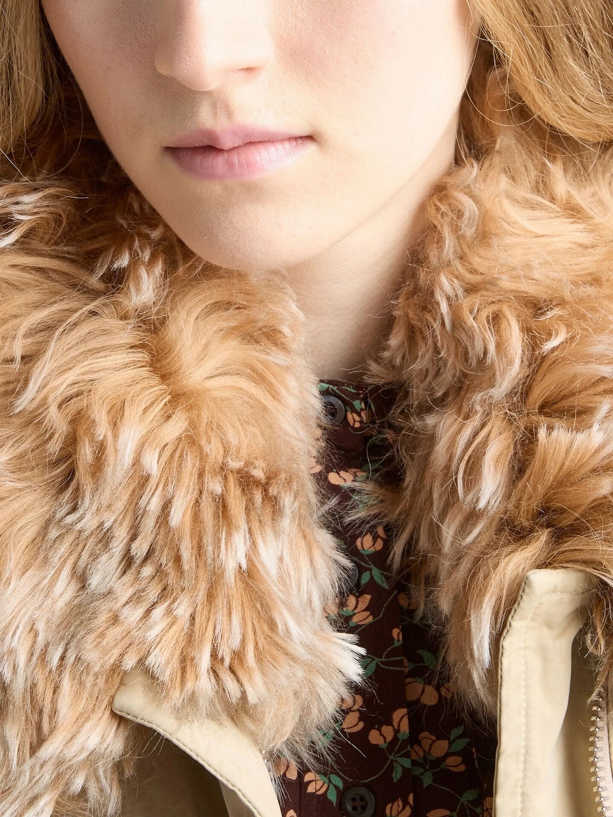 shearling-collar jacket