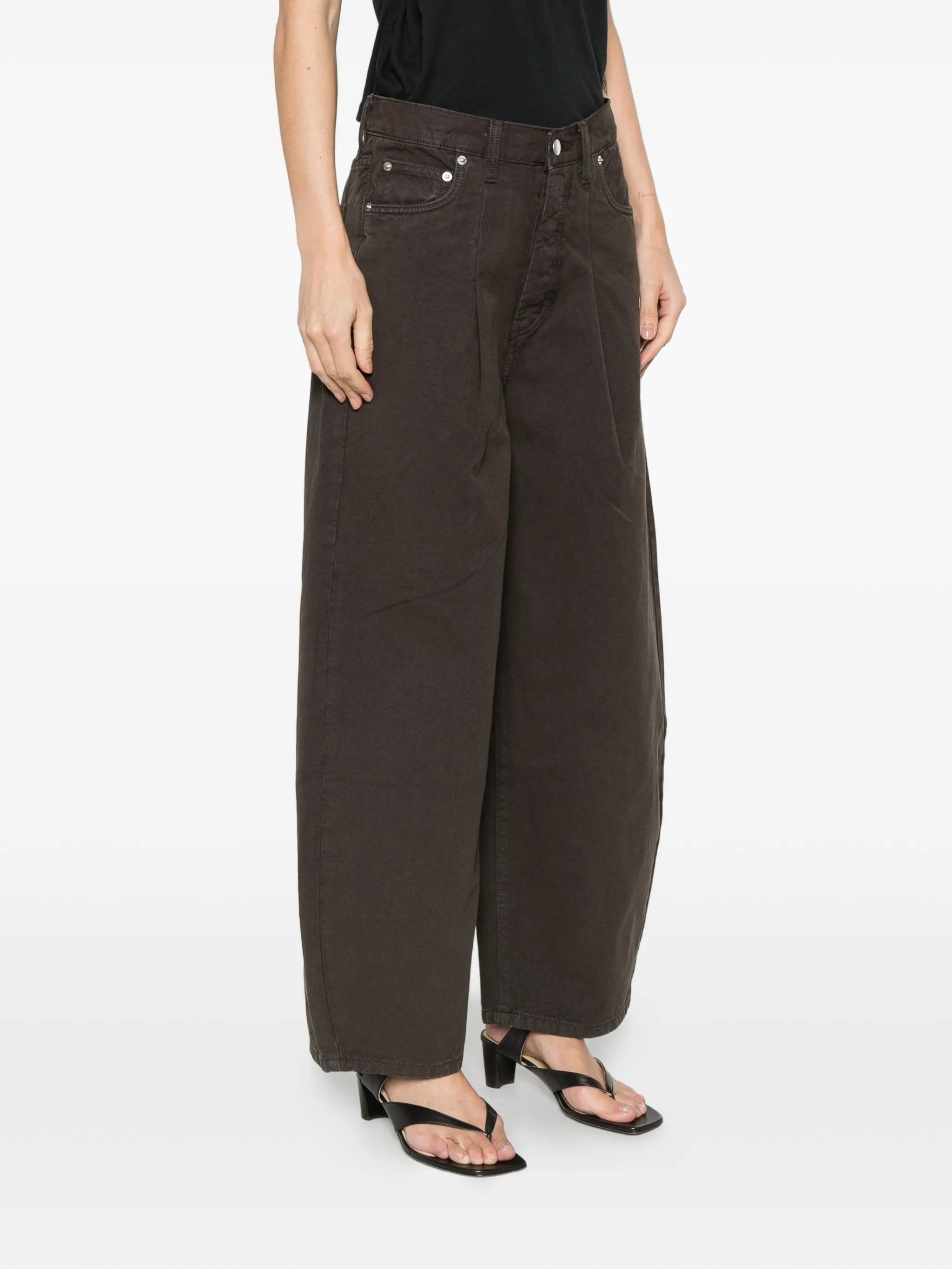 barrel mid-rise jeans