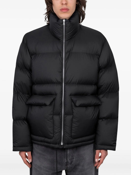 zip-fastening padded jacket