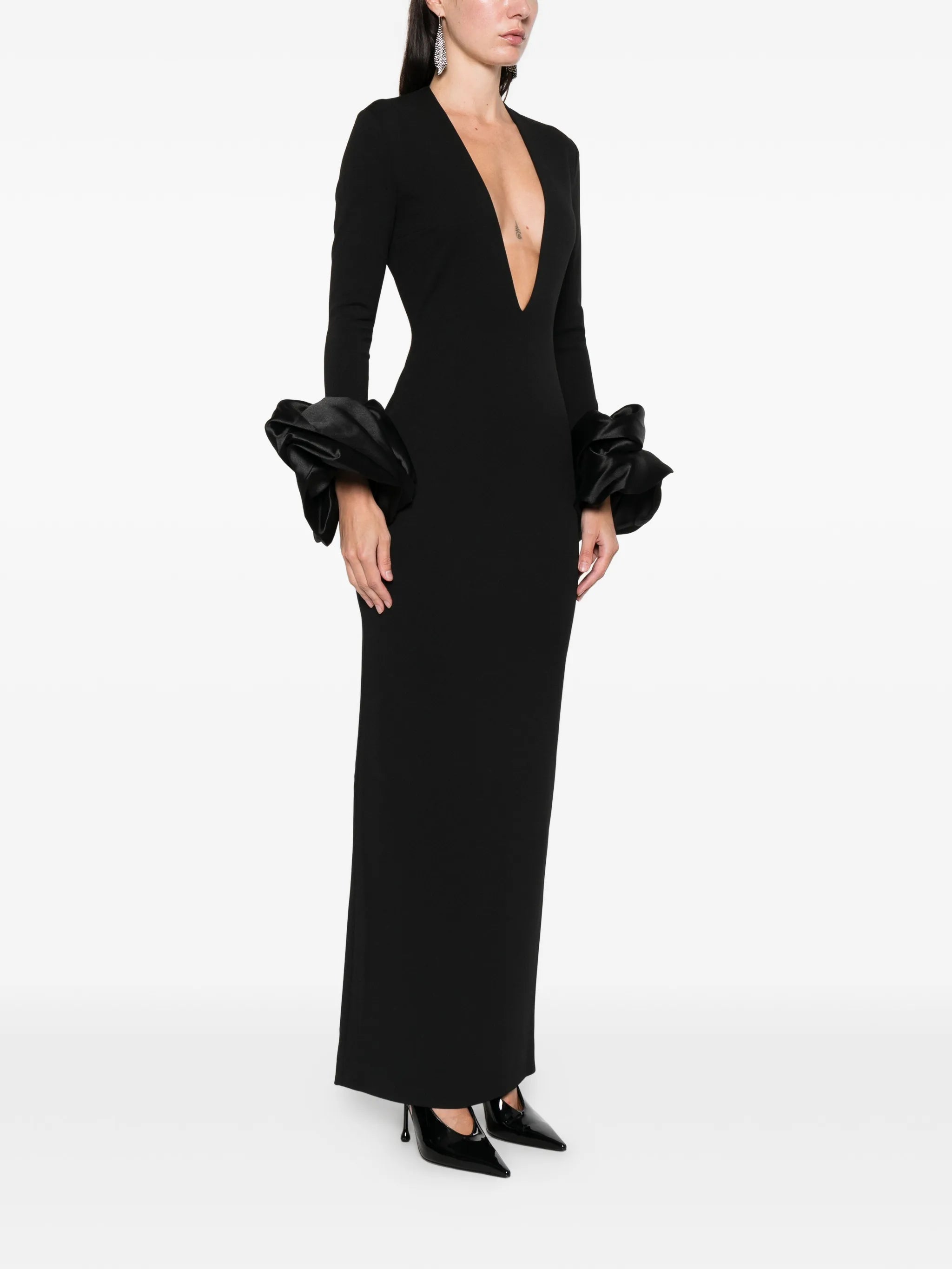 V-neck ruffled dress