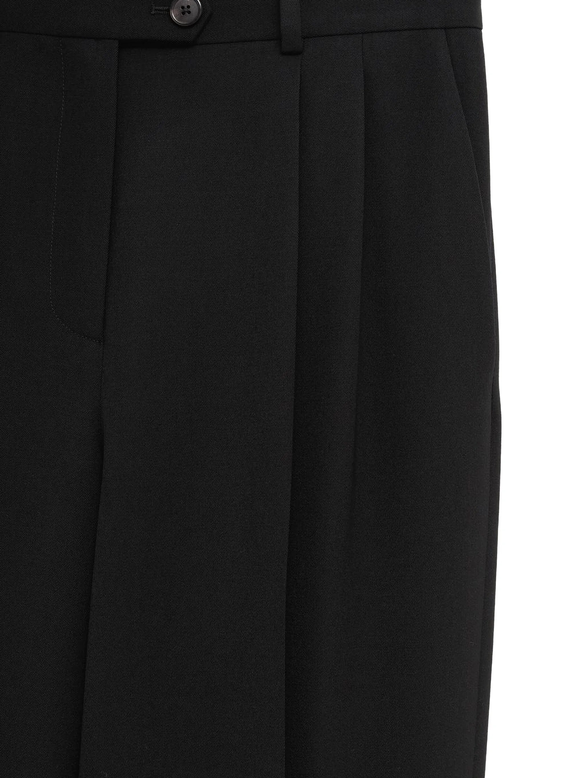 belt loops pleats trousers