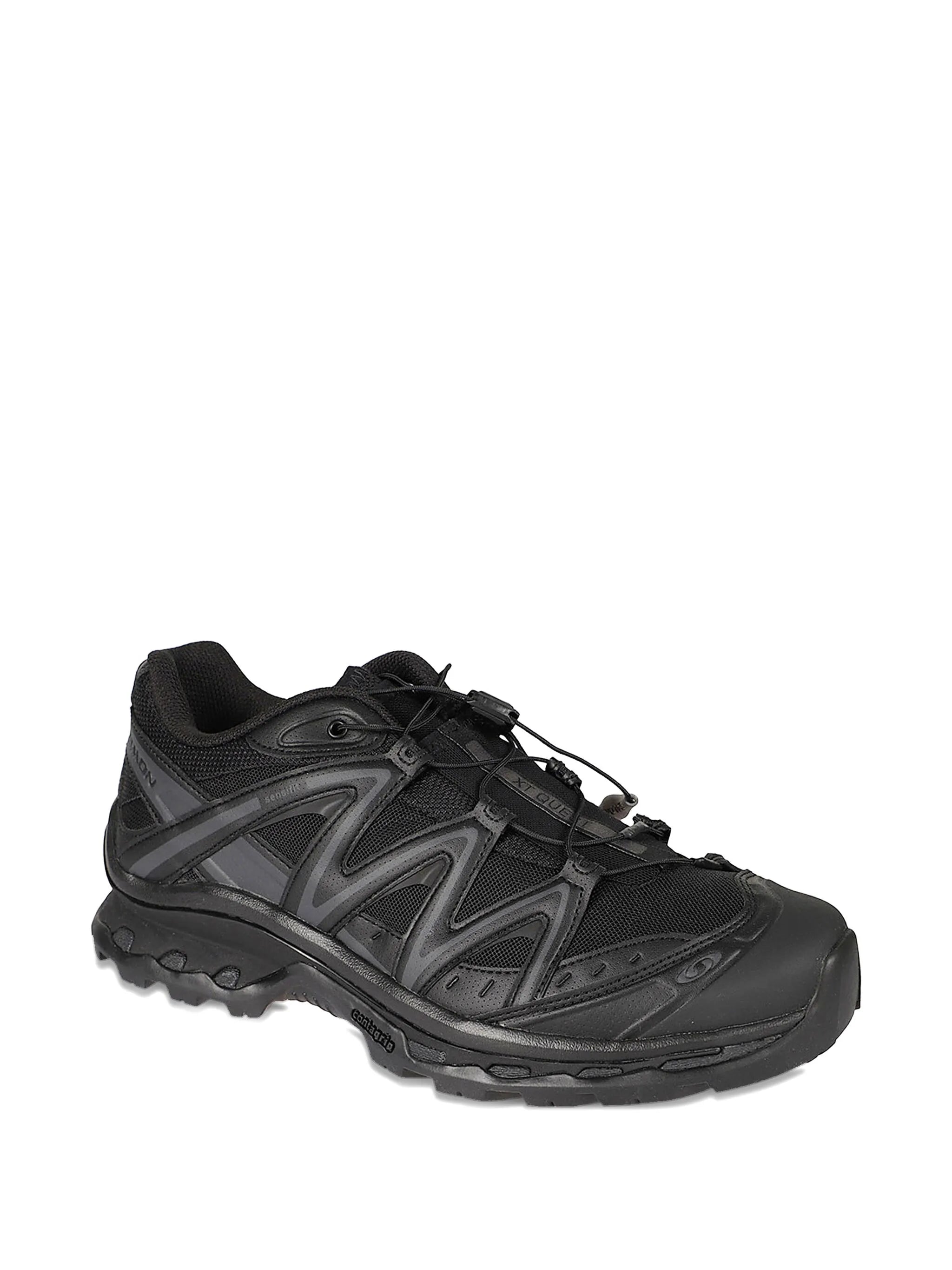 XT Quest logo-print sneakers