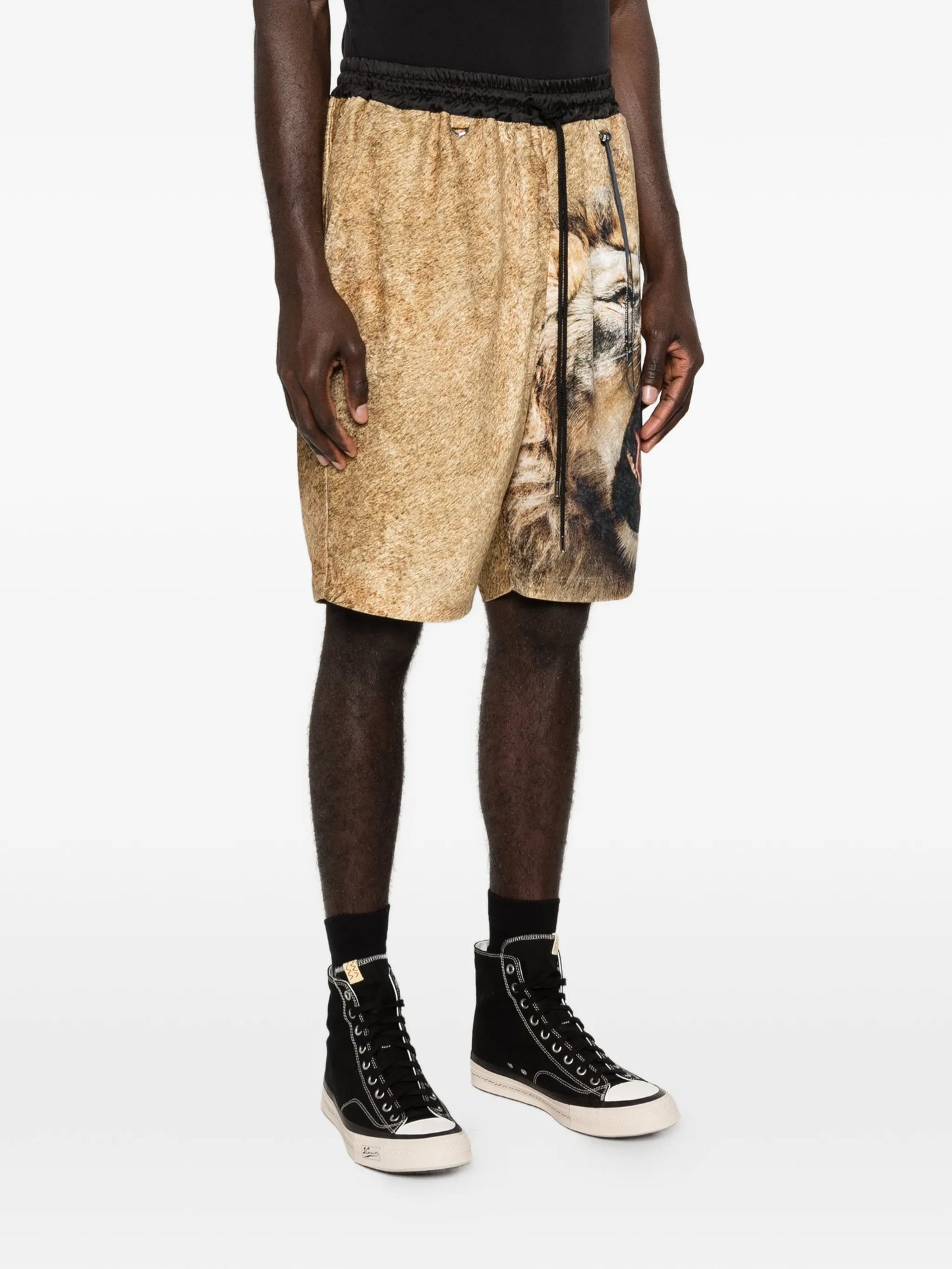 lion-print drawstring shorts