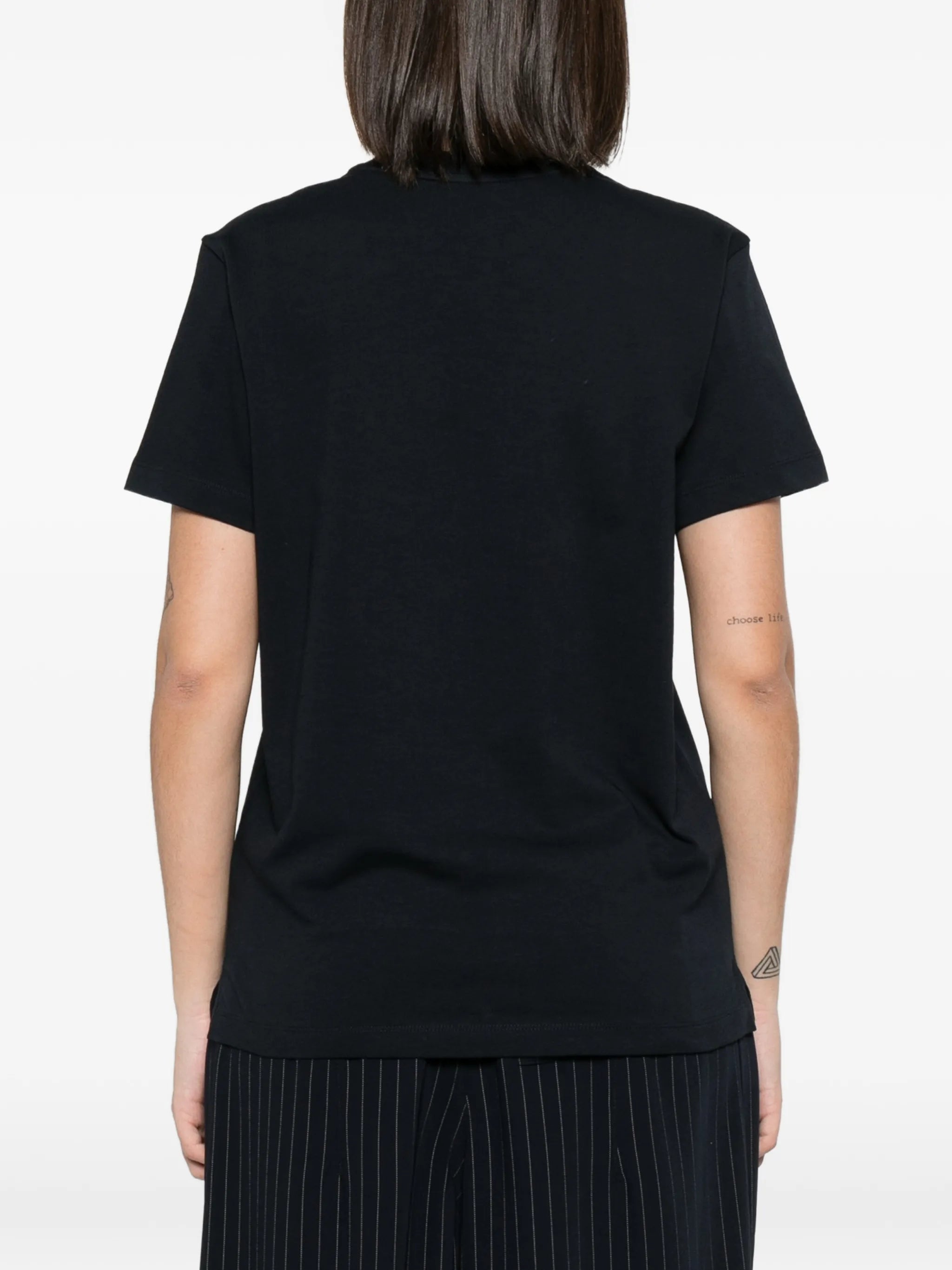 logo-embroidered T-shirt