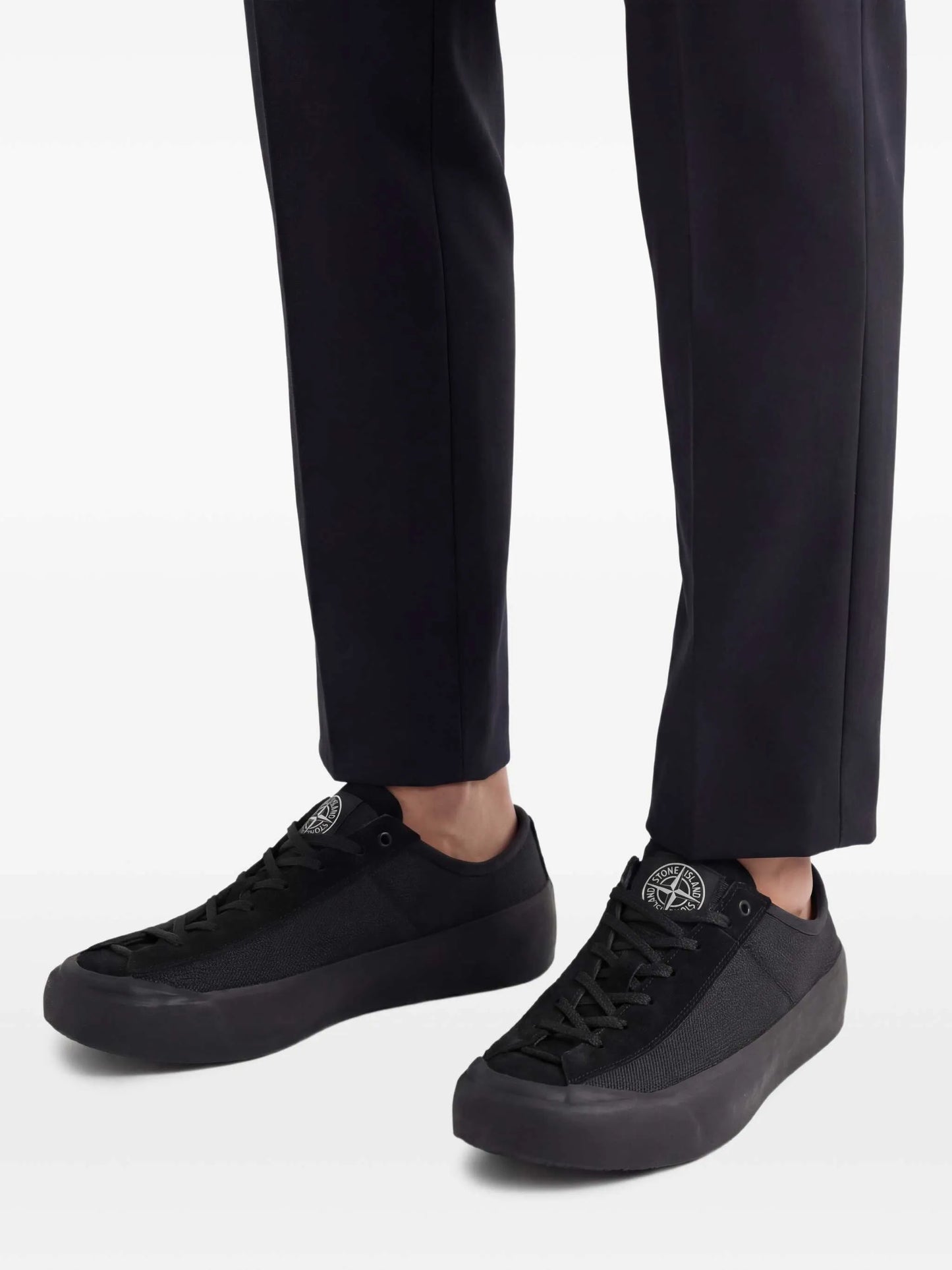 Compass-patch sneakers