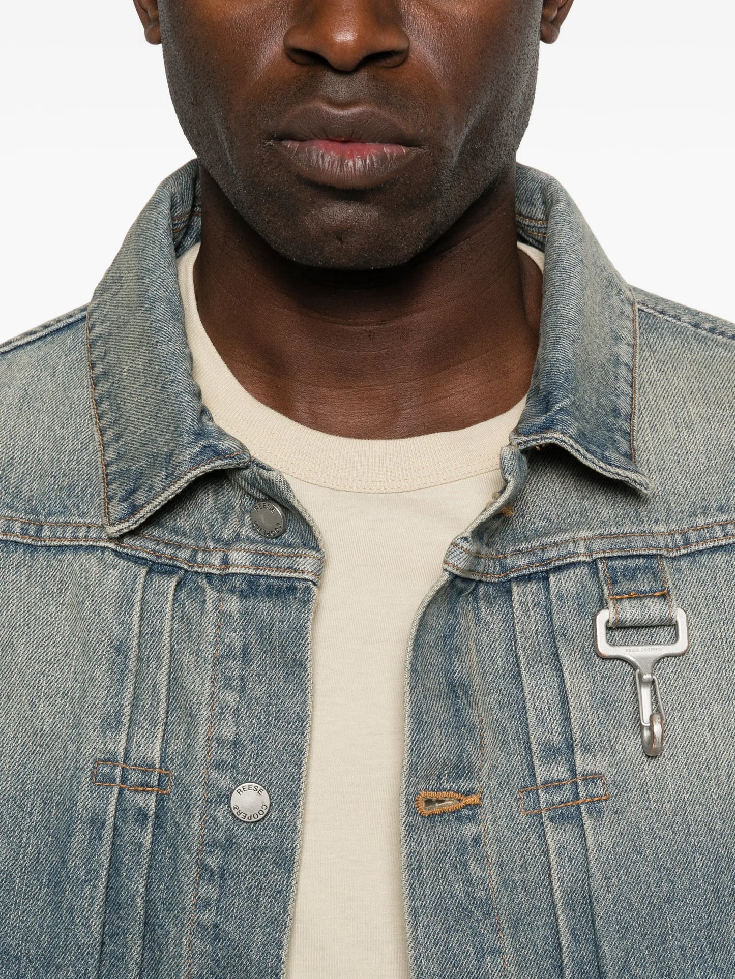 pocket denim jacket