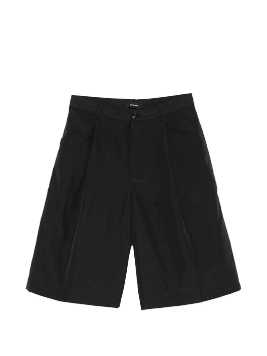 pleated bermuda shorts